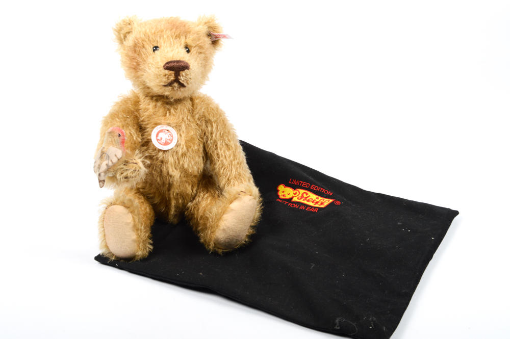Steiff Limited Edition "Romance" Teddy Bear and Bird
