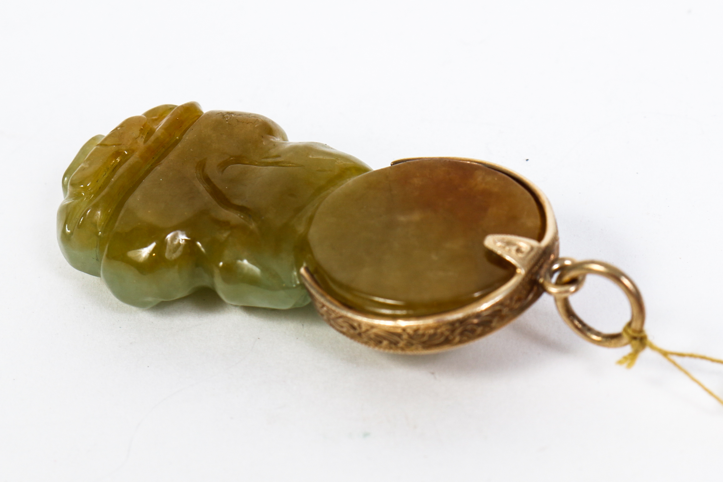 Vintage Jadeite Pendant Mounted in Gold Plated Sterling