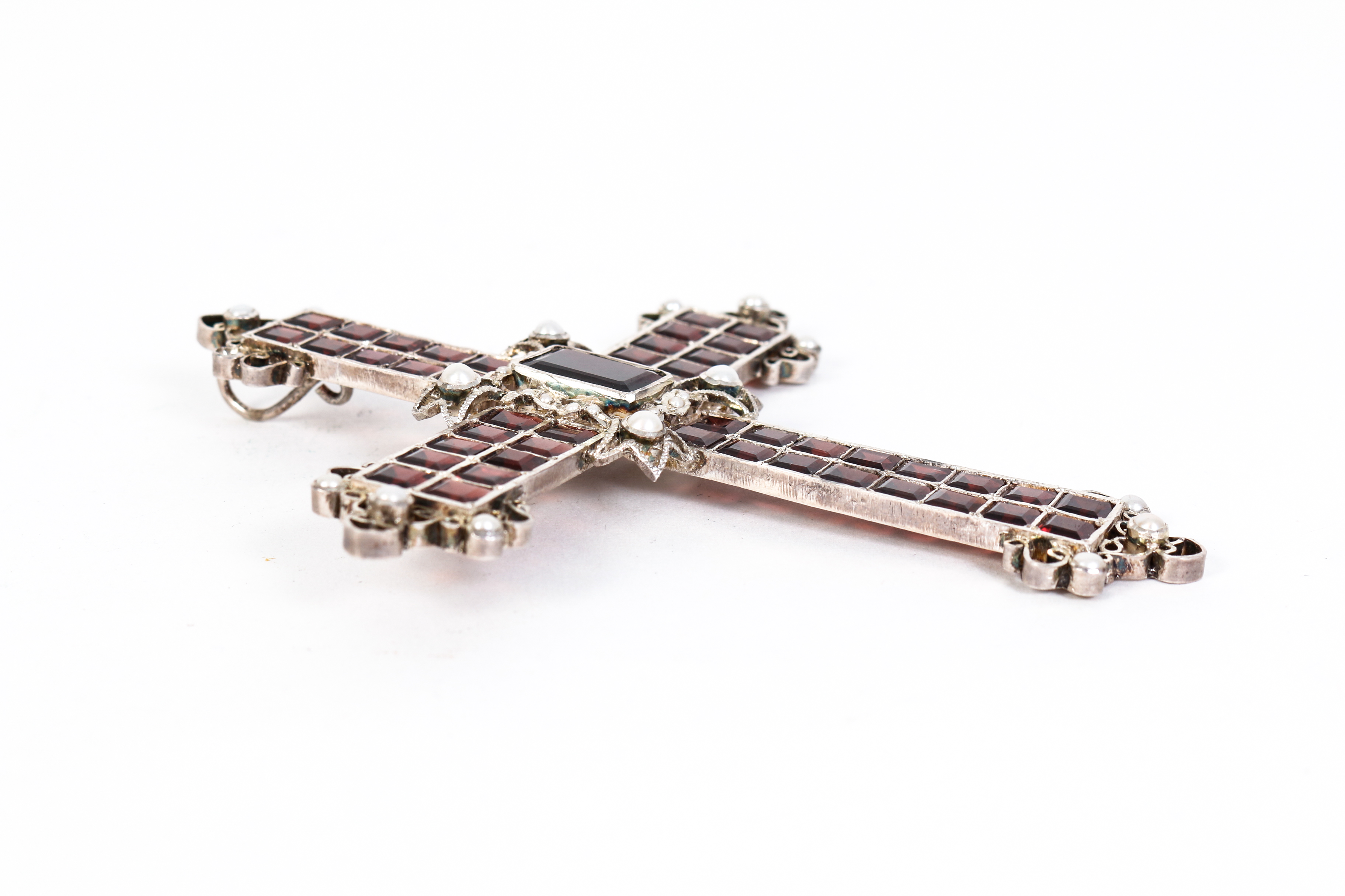 Garnet,Freshwater Cultured Pearl and Silver Crucifix