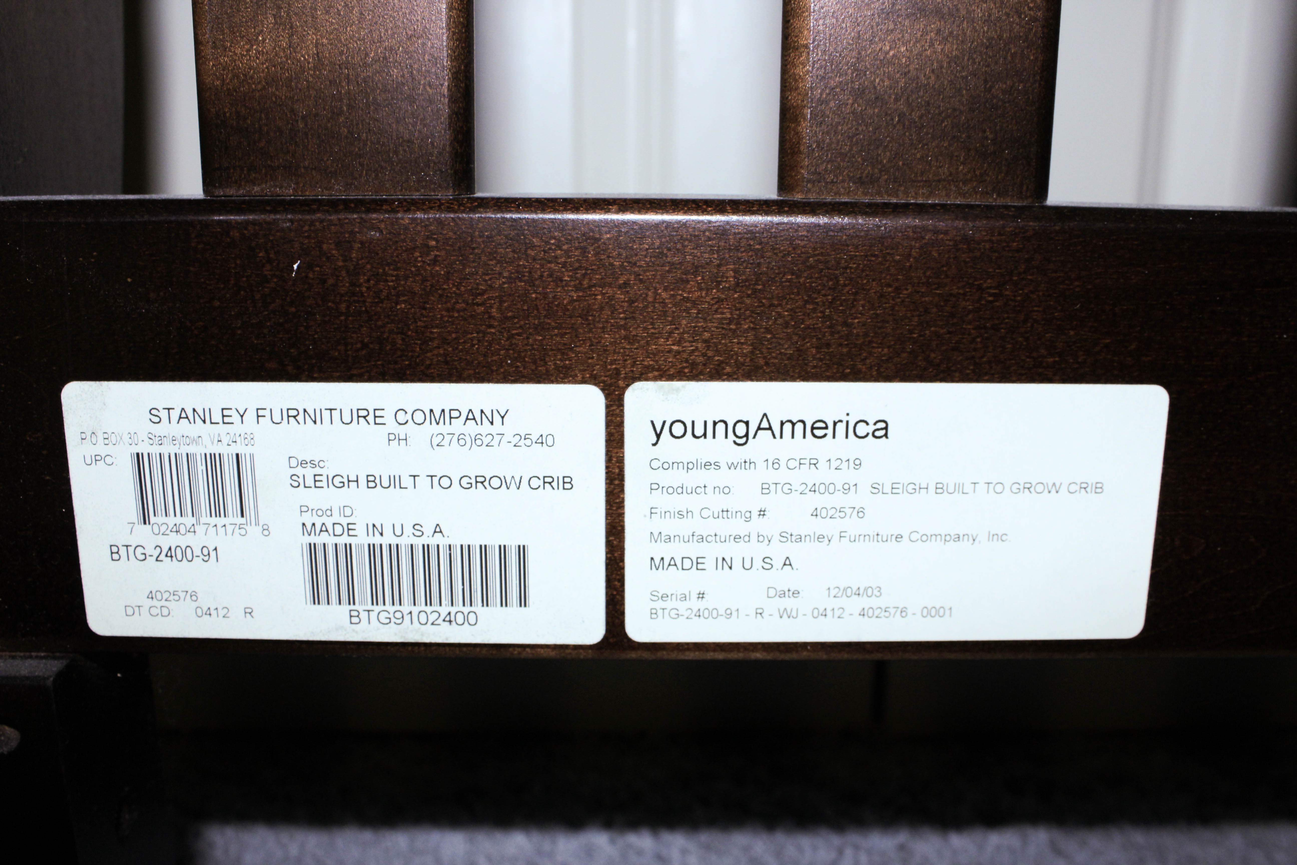 Stanley Furniture "Young America" Full Size Sleigh Bed Frame