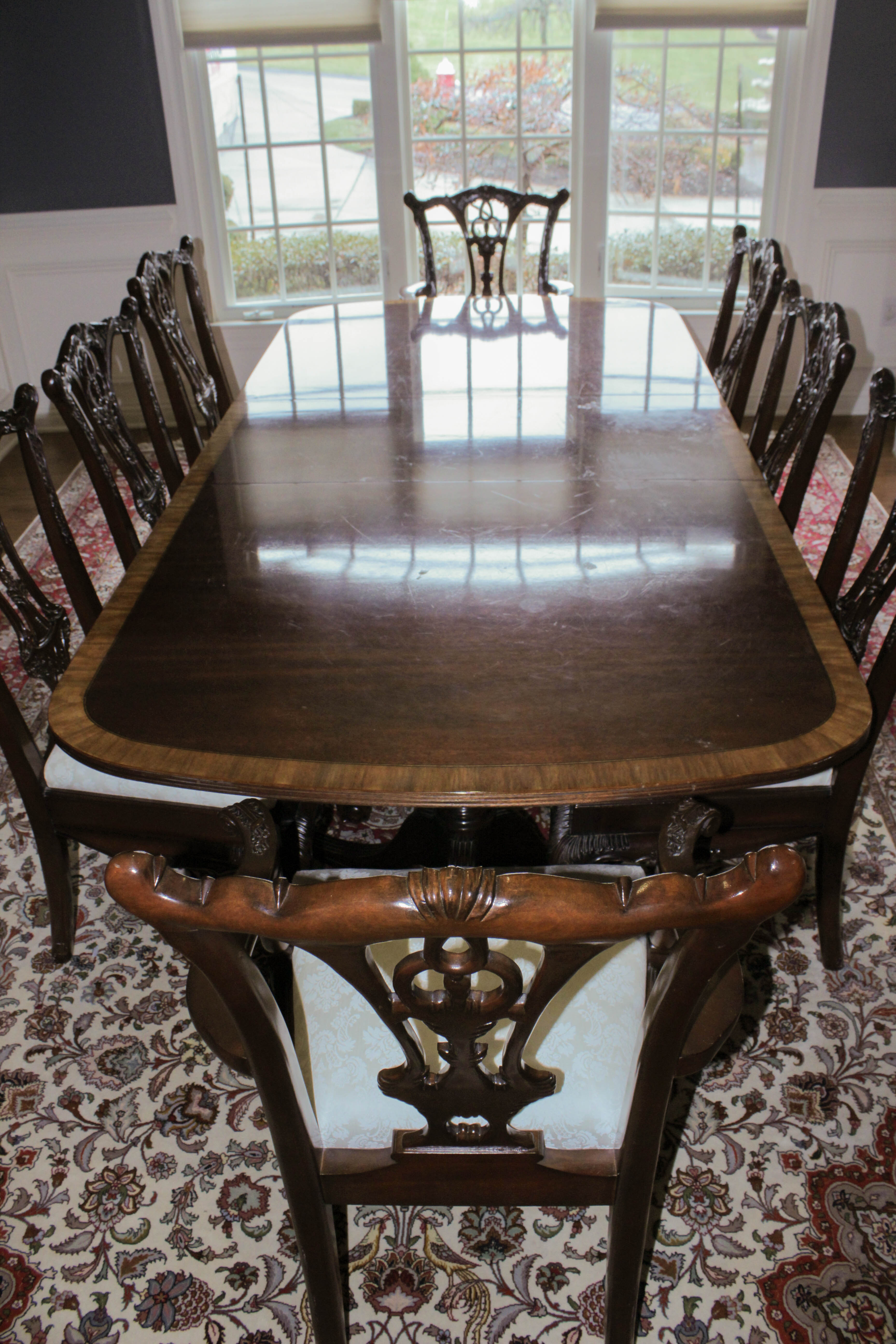 Hickory White Hepplewhite Style Dining Table and Chairs