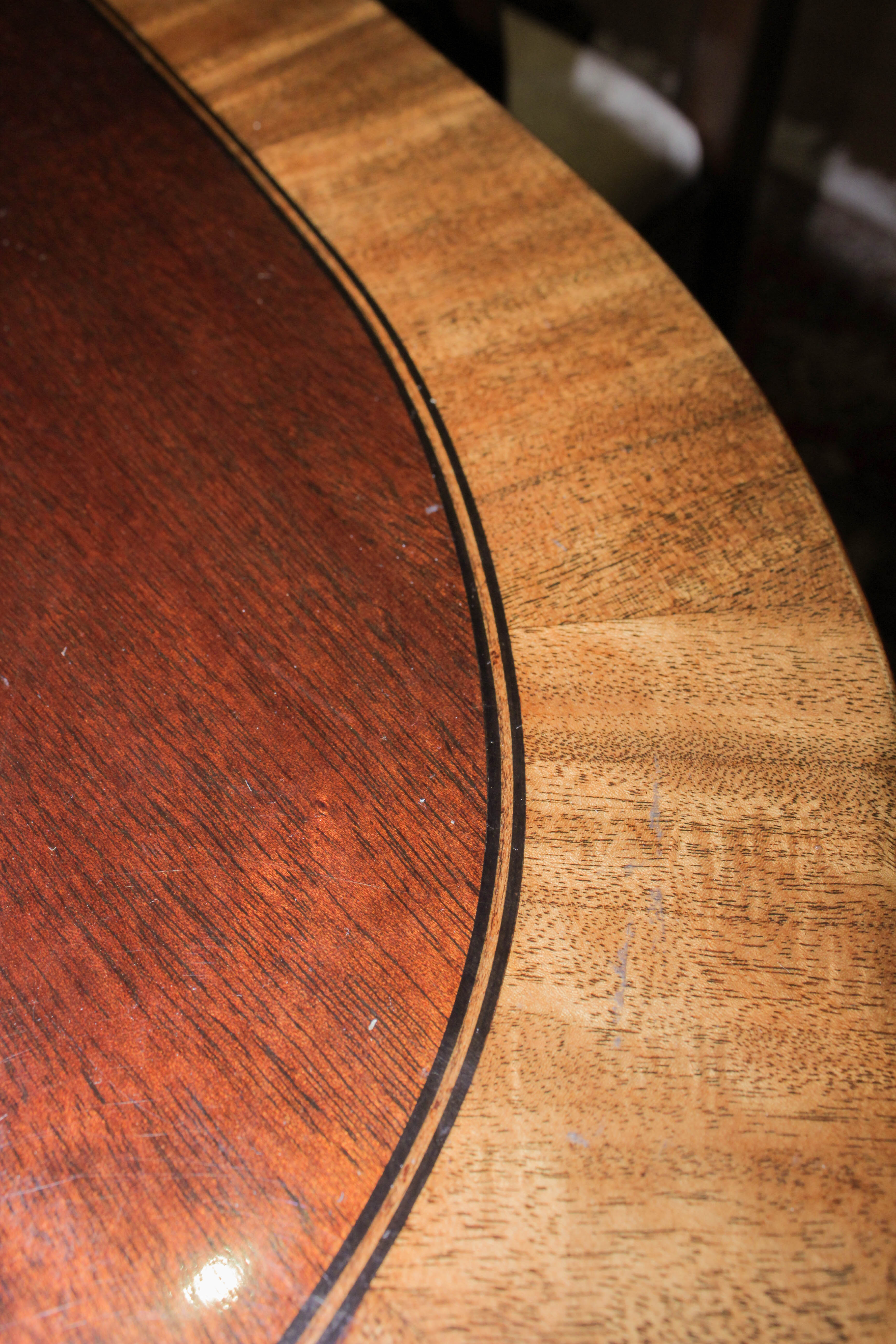 Hickory White Hepplewhite Style Dining Table and Chairs