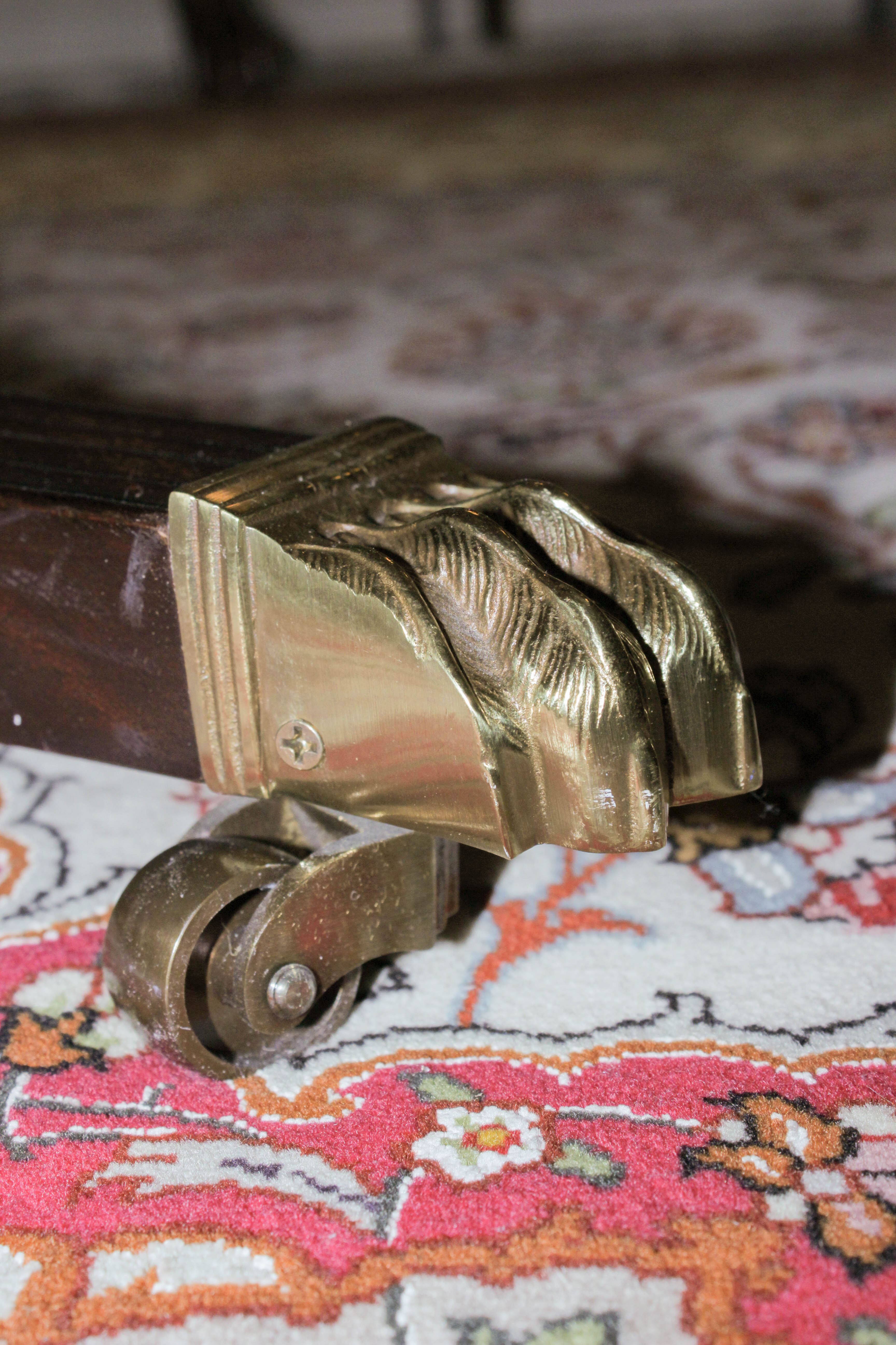 Hickory White Hepplewhite Style Dining Table and Chairs