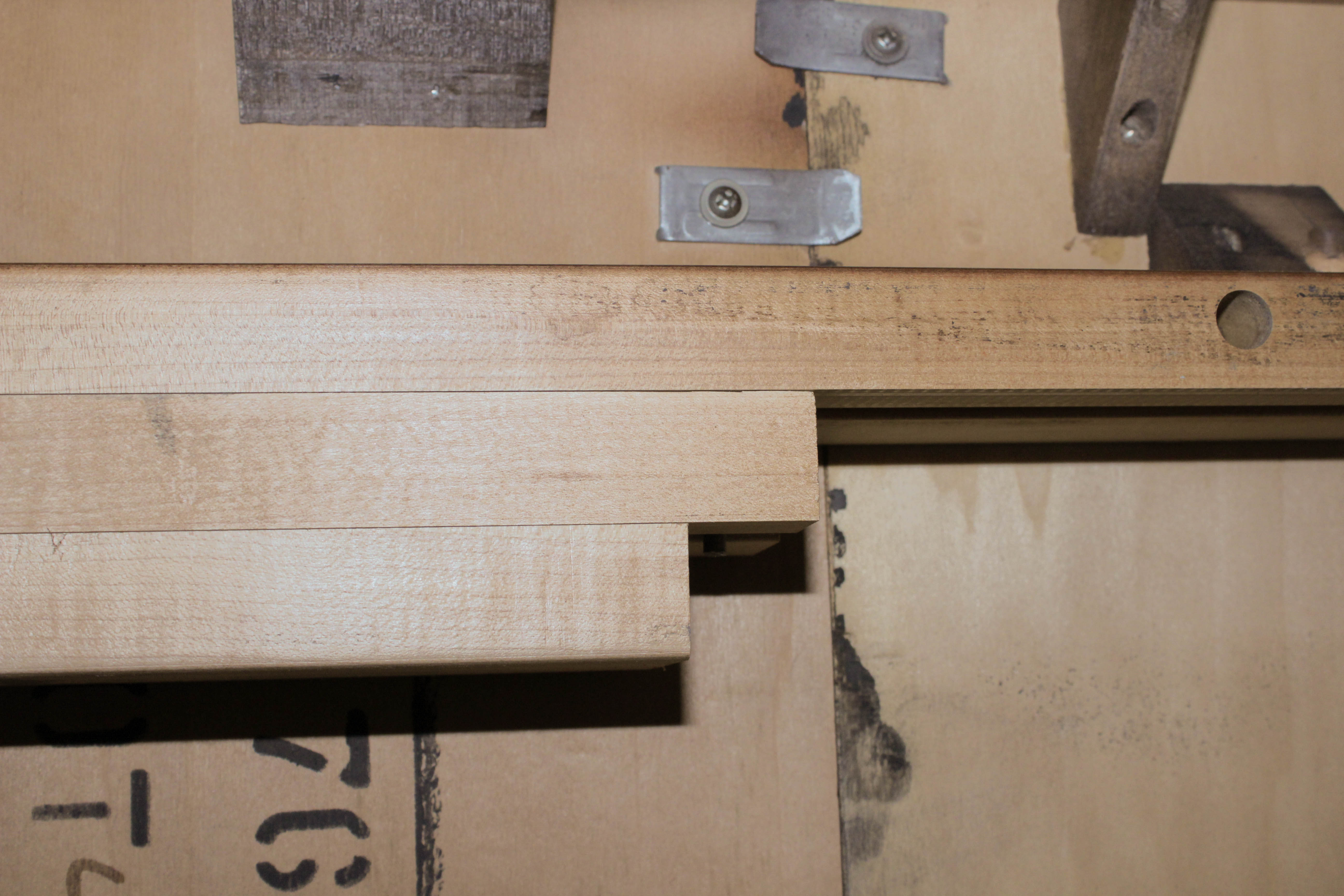 Hickory White Hepplewhite Style Dining Table and Chairs