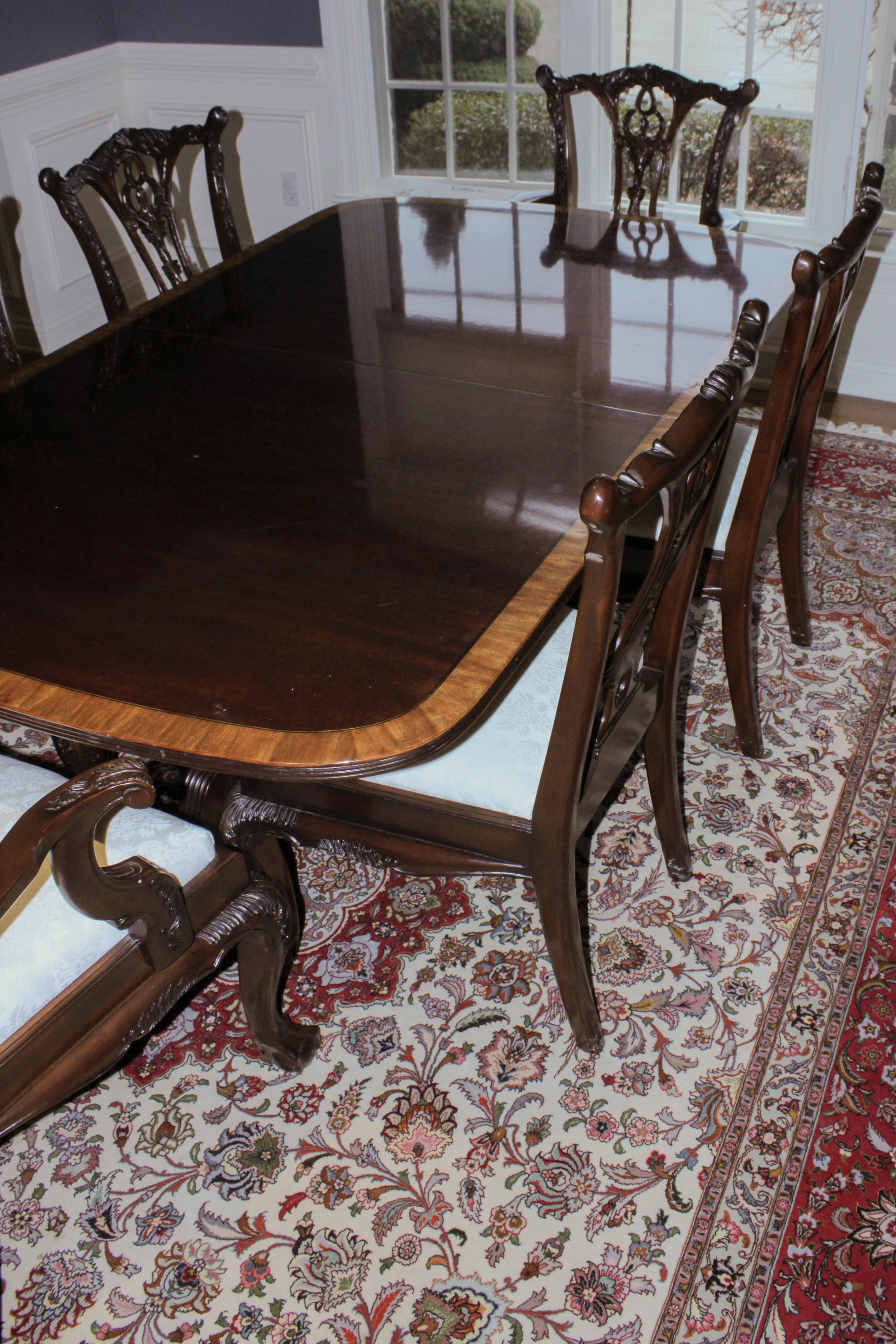 Hickory White Hepplewhite Style Dining Table and Chairs