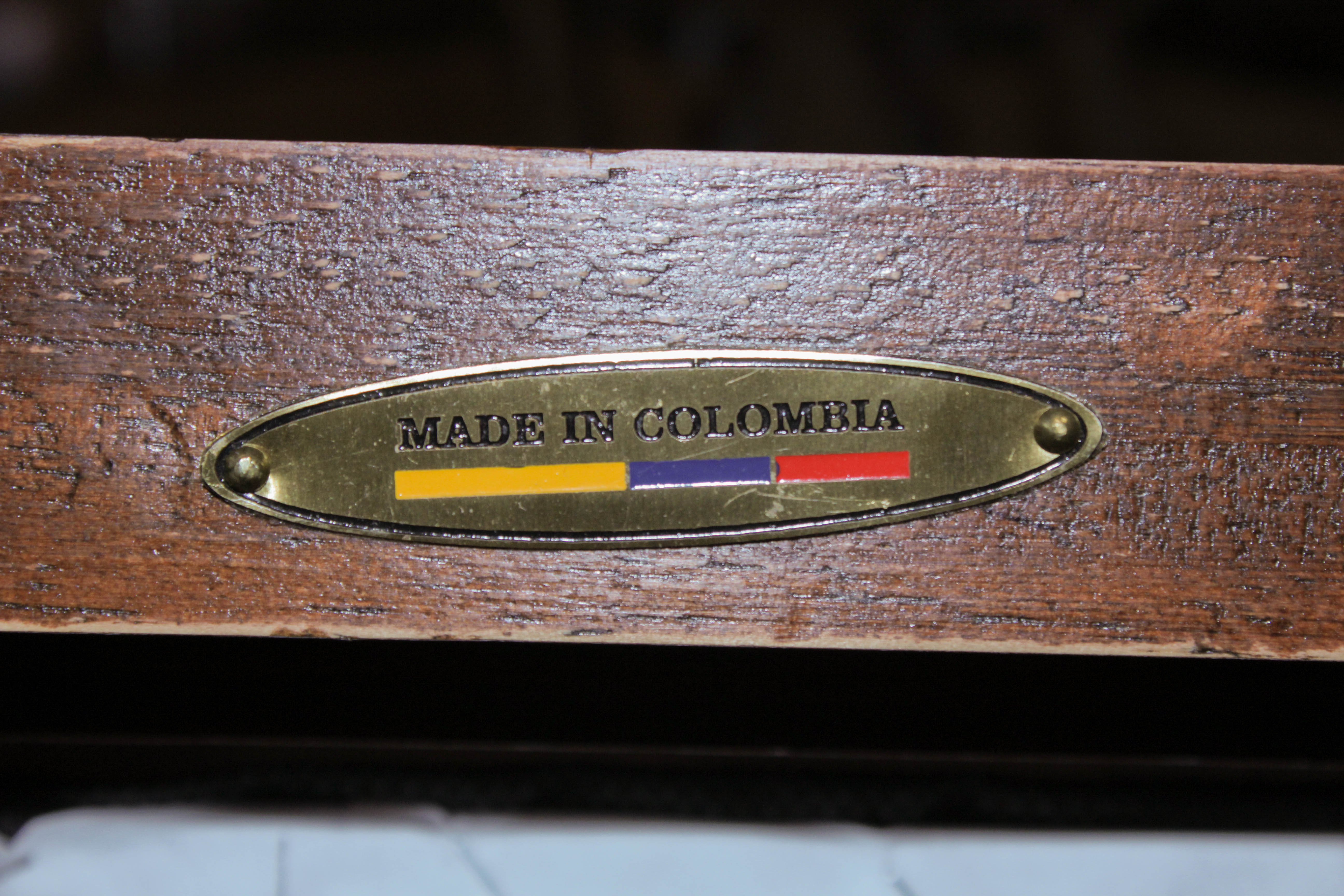 Hickory White Hepplewhite Style Dining Table and Chairs