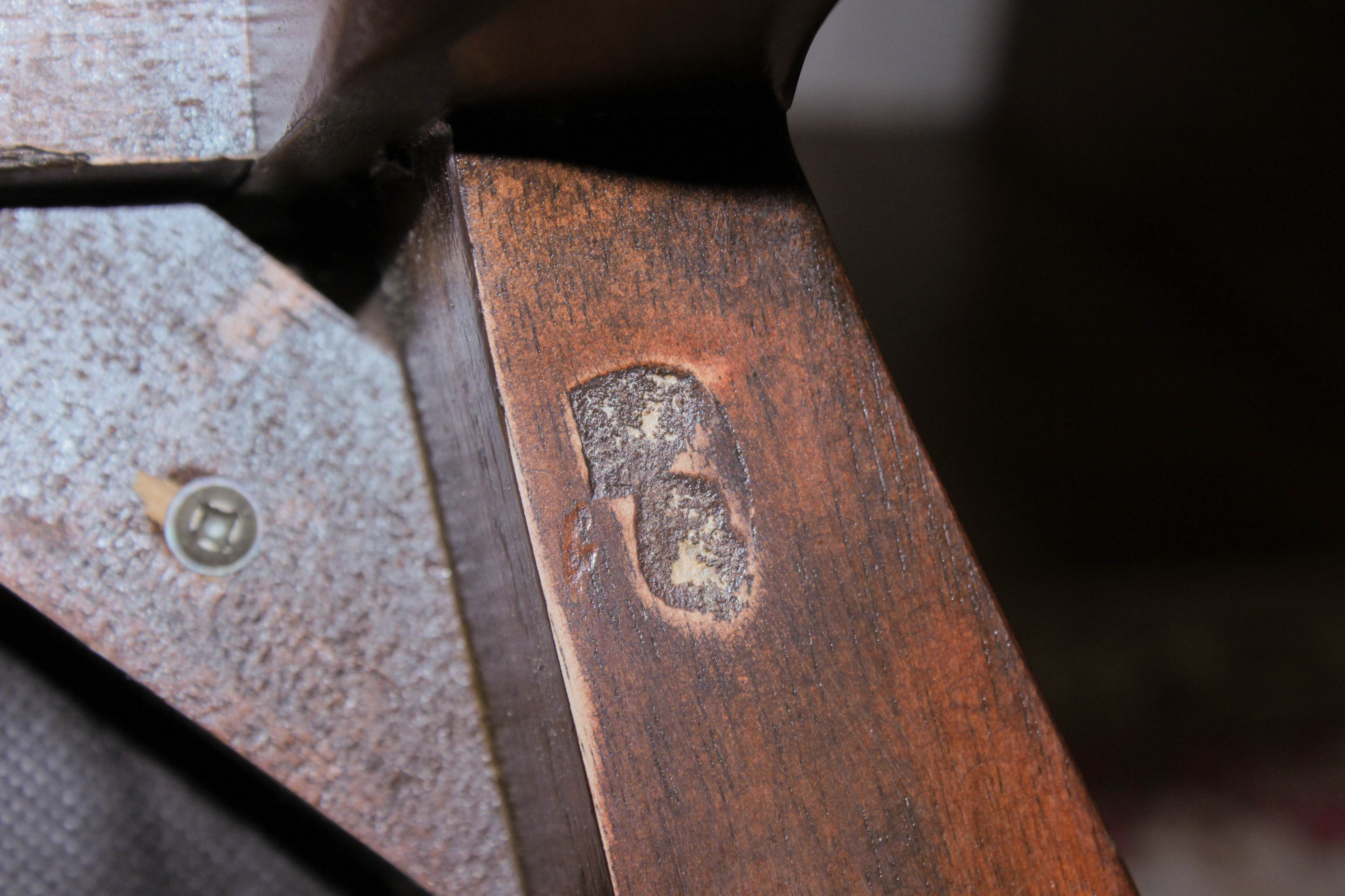 Hickory White Hepplewhite Style Dining Table and Chairs