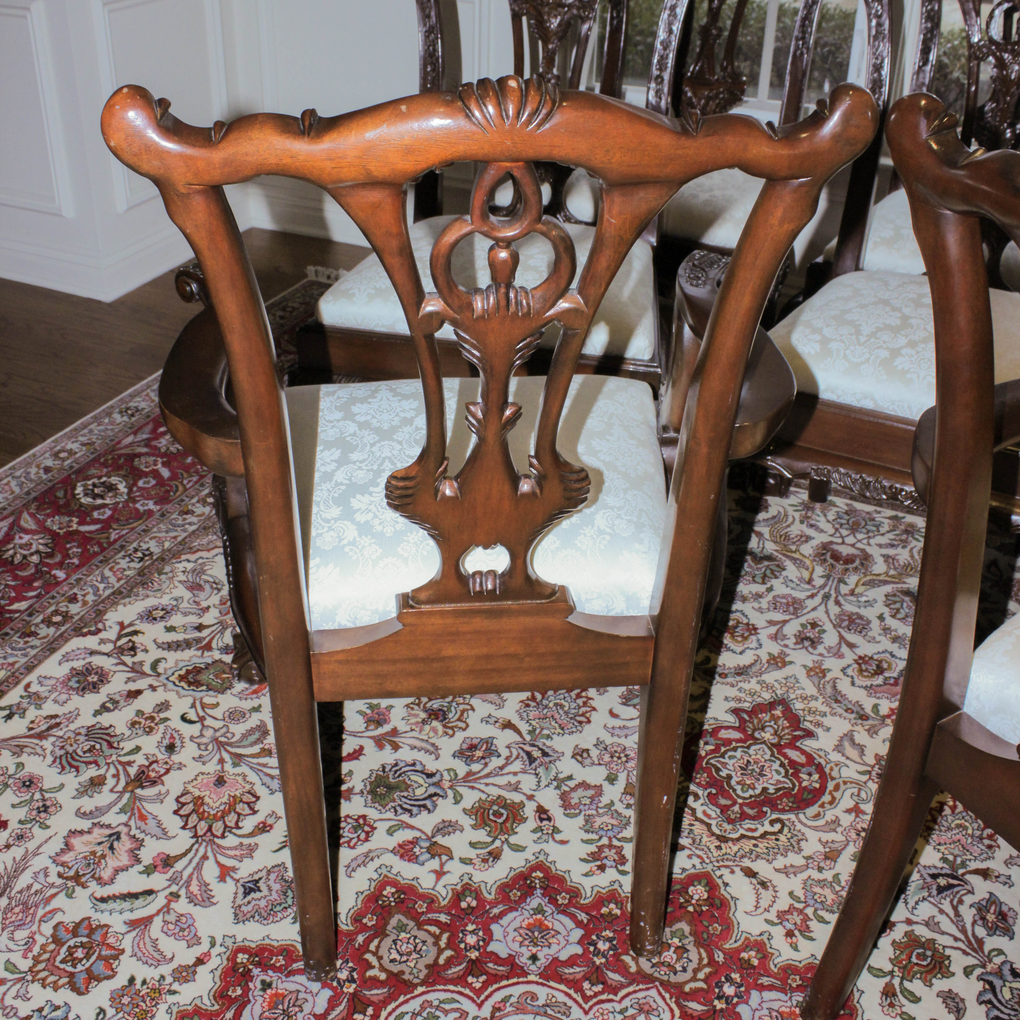 Hickory White Hepplewhite Style Dining Table and Chairs