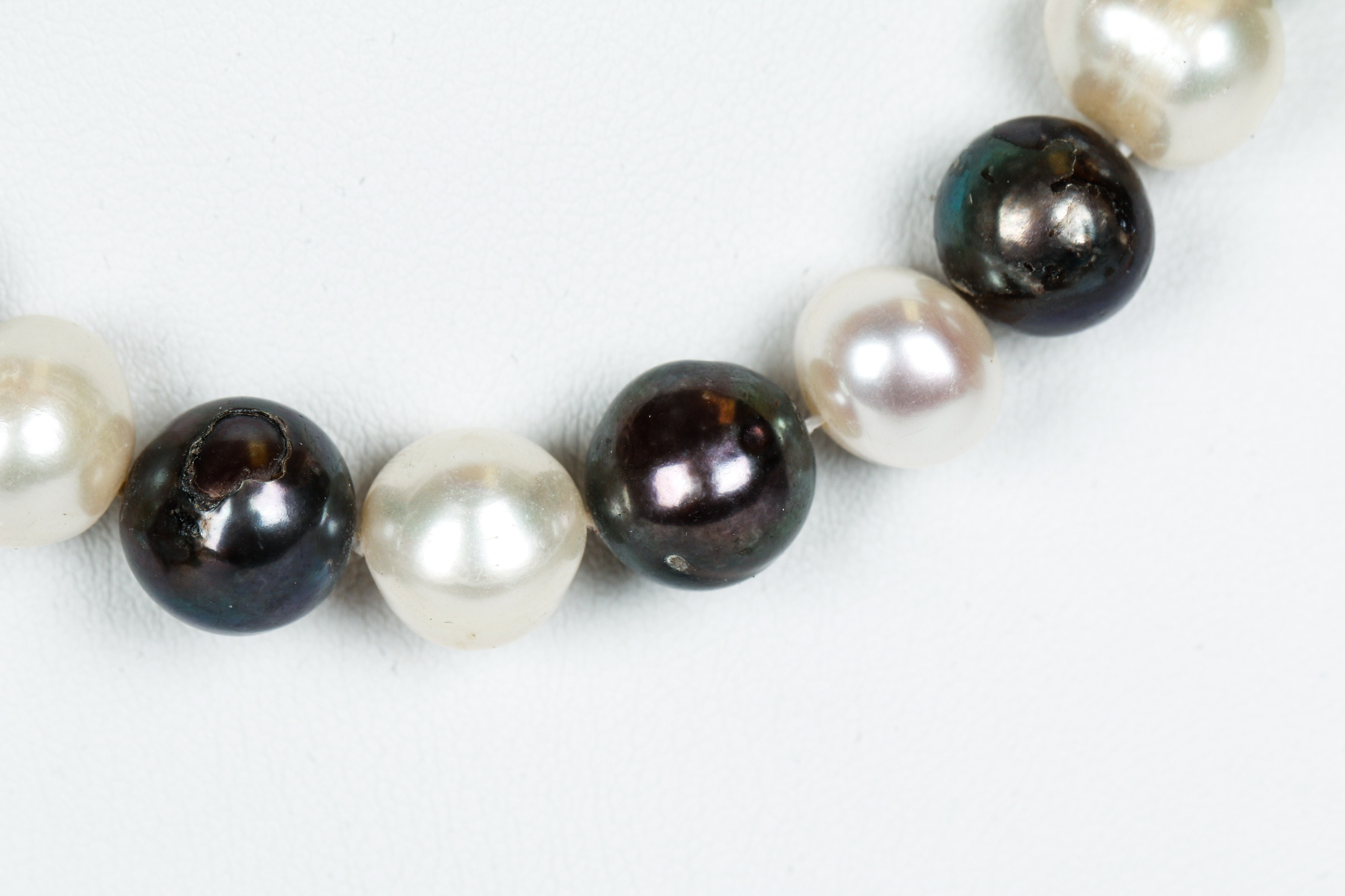 Vintage Cultured Pearl Necklace