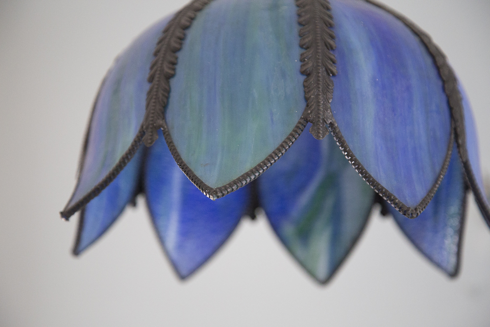 Vintage Tiffany Style Tulip Hanging Light