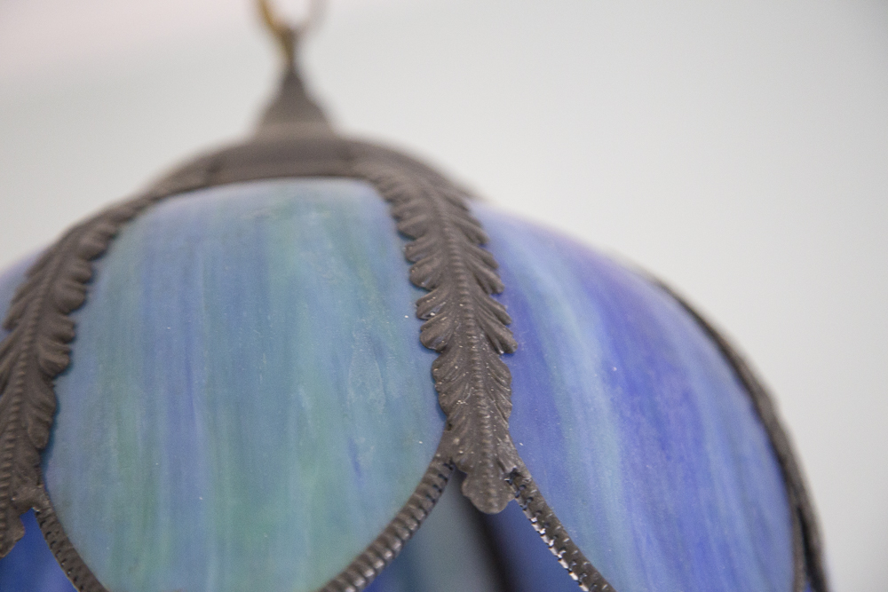 Vintage Tiffany Style Tulip Hanging Light