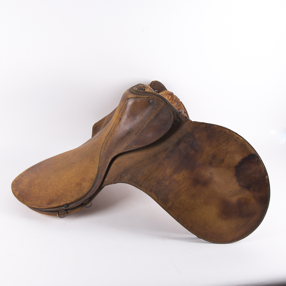 Vintage Cross English Riding Saddle