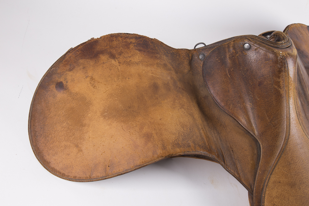 Vintage Cross English Riding Saddle