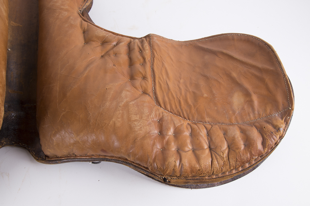 Vintage Cross English Riding Saddle