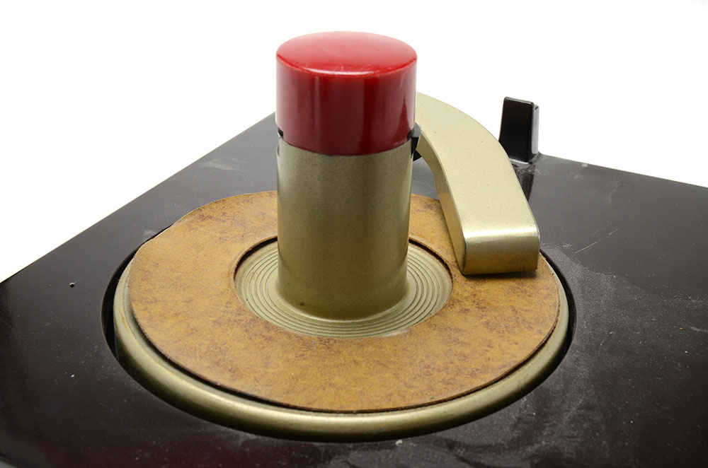 Vintage RCA Victor Tube Radio and 45 RPM Record Player