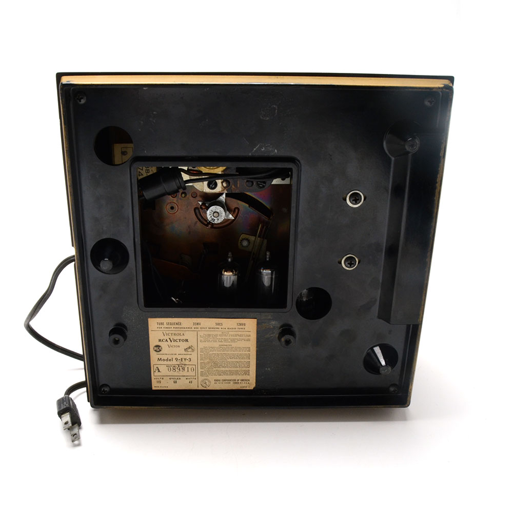 Vintage RCA Victor Tube Radio and 45 RPM Record Player