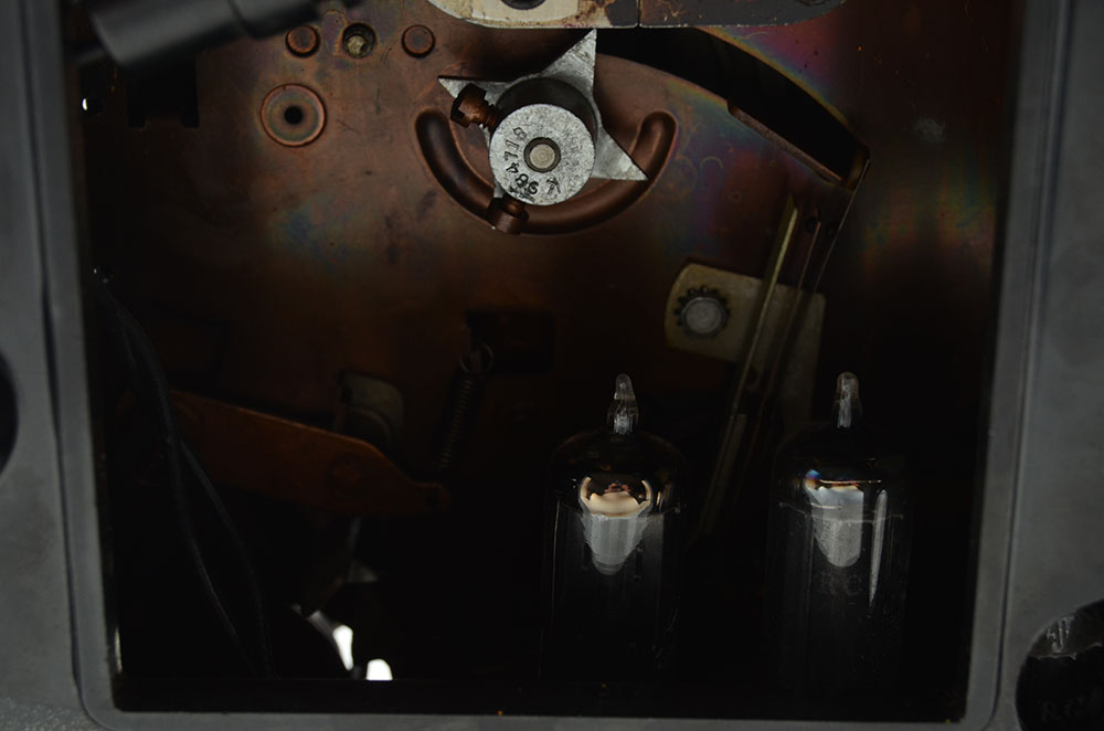 Vintage RCA Victor Tube Radio and 45 RPM Record Player