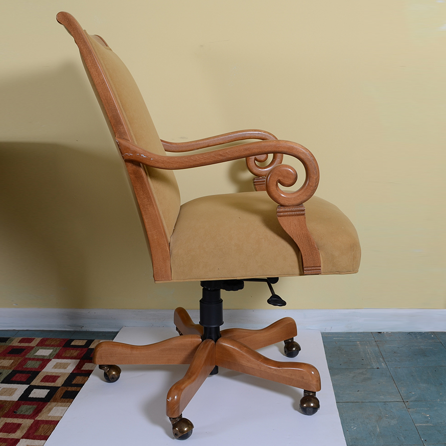 Maple Colored Desk Chair