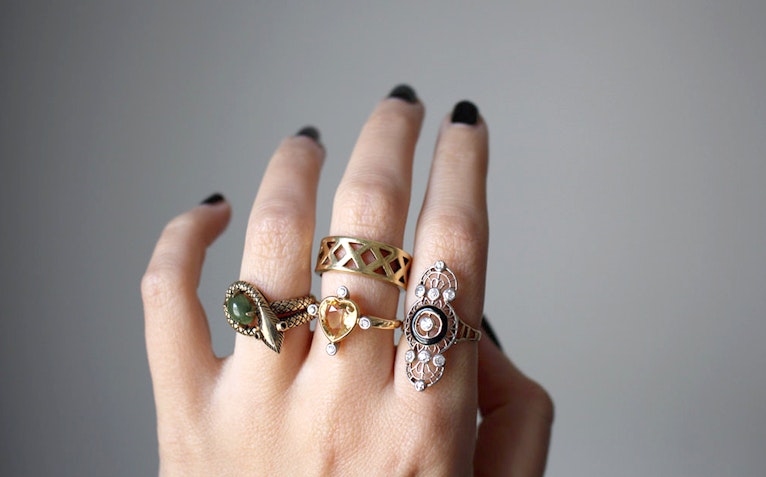 Tips of the Trade: How To Shop For Vintage Jewelry