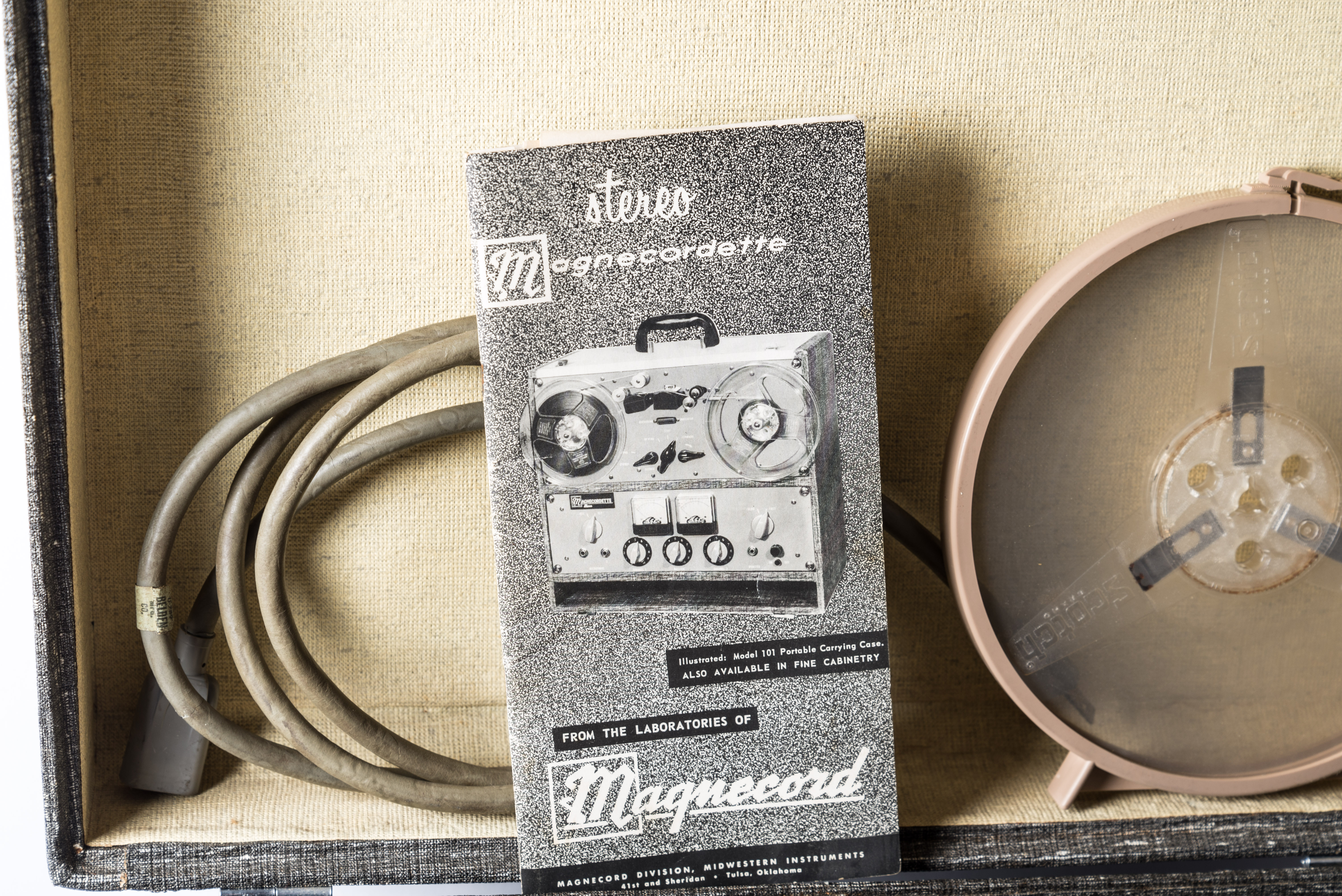 Vintage Magnecordette Reel to Reel Stereo