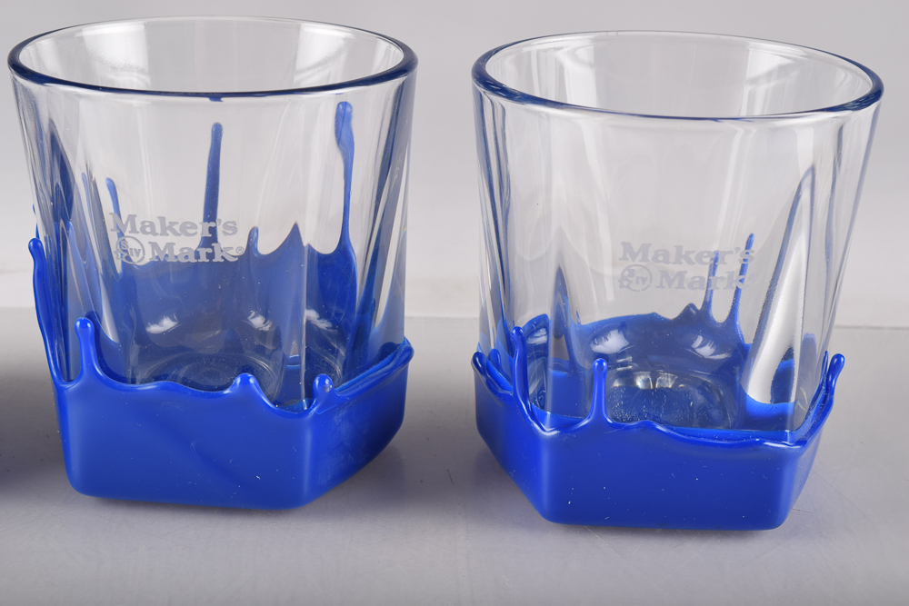 U.K. Blue Makers Mark Rocks Glasses