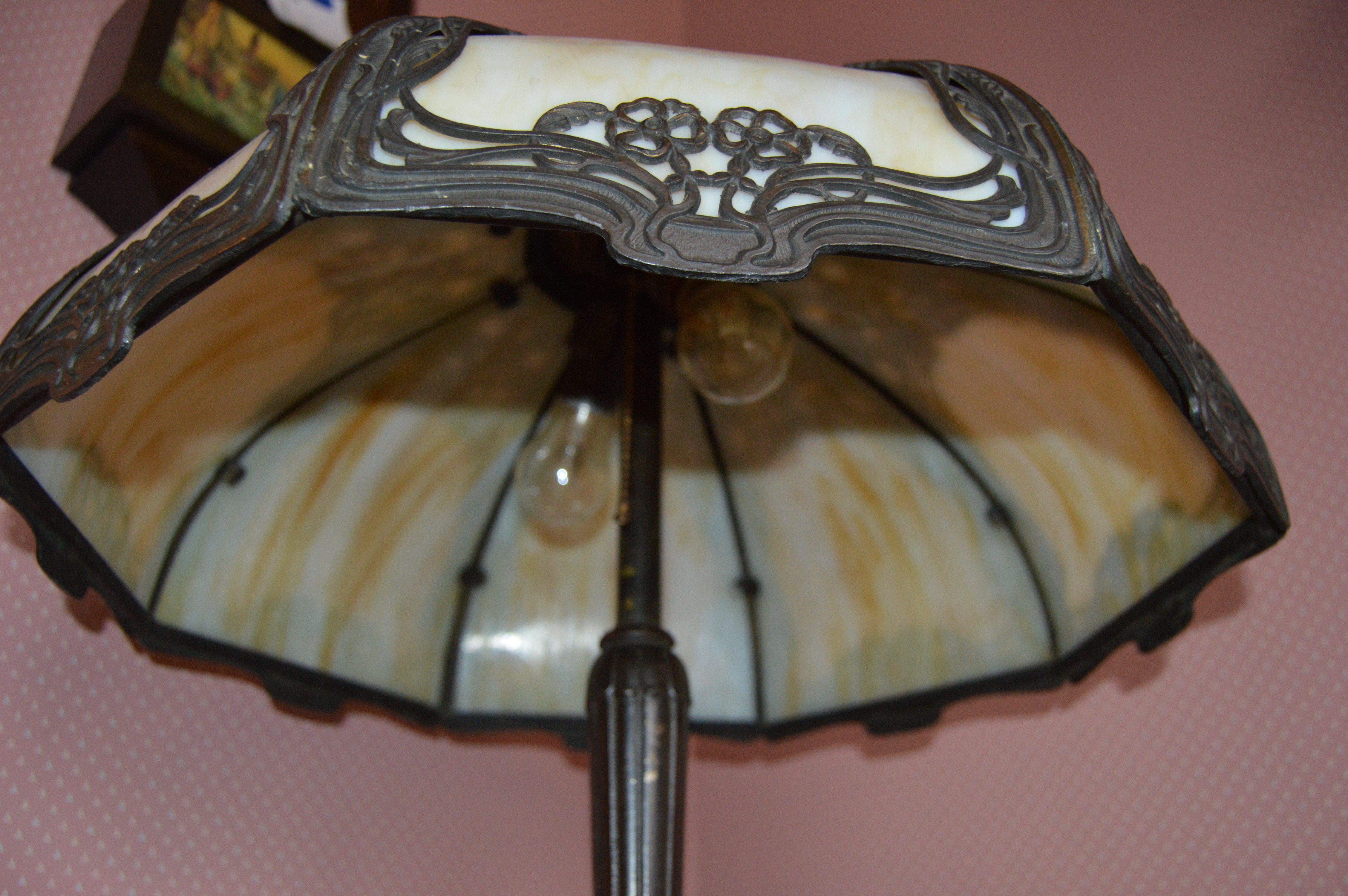 Vintage Bradley & Hubbard Slag Glass Table Lamp