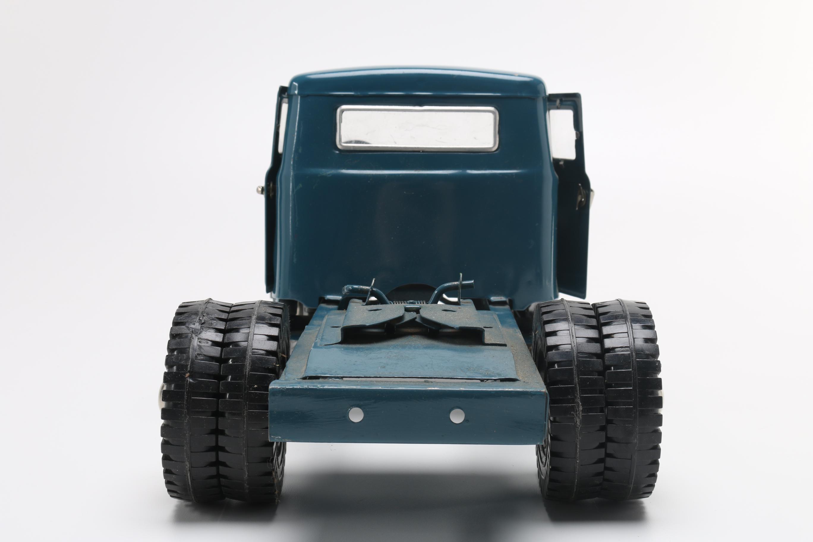 Russian Made ZiL 130 Truck by Camocean