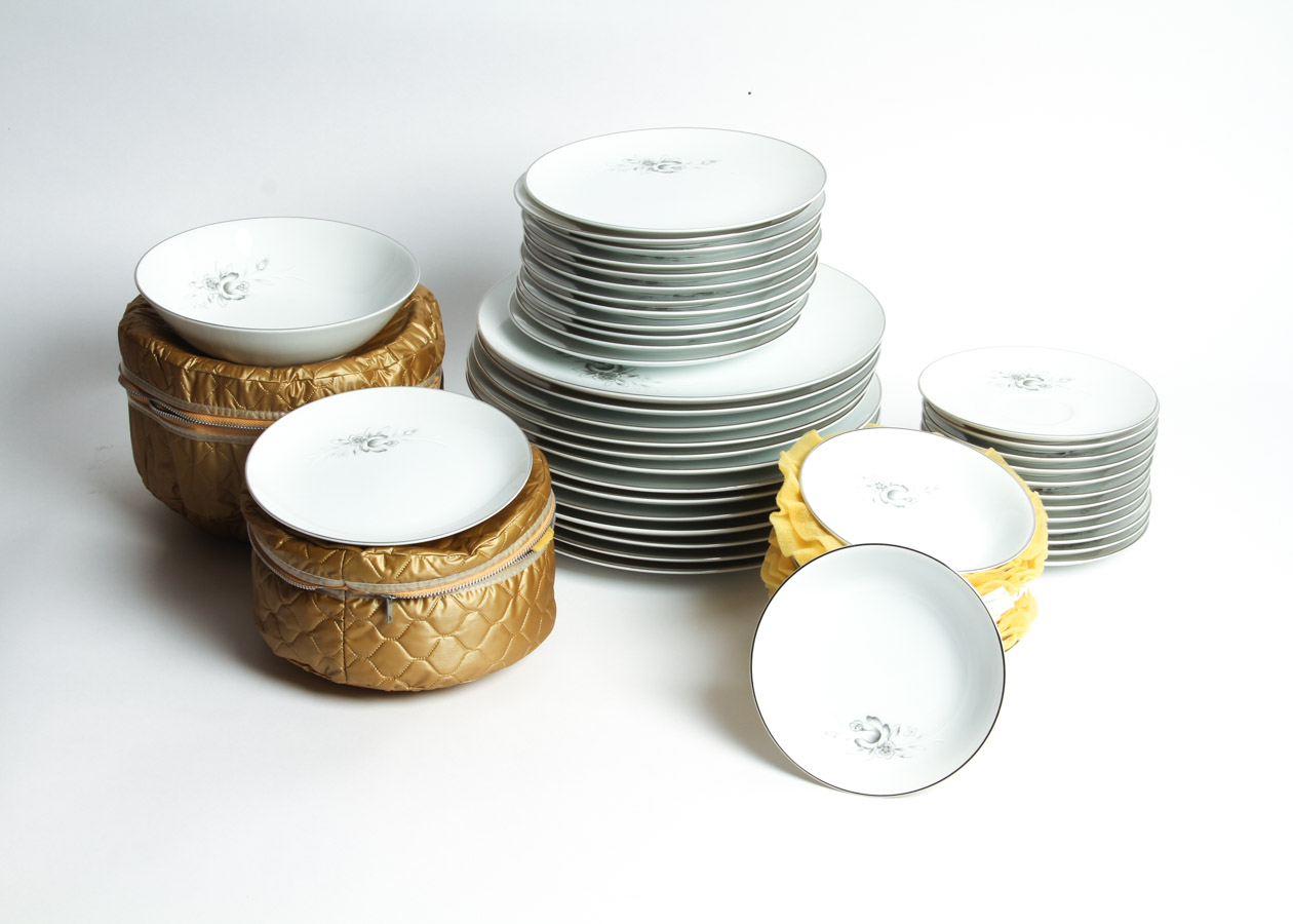 87-Piece Sango "Morena" Fine China Dinner Service Set