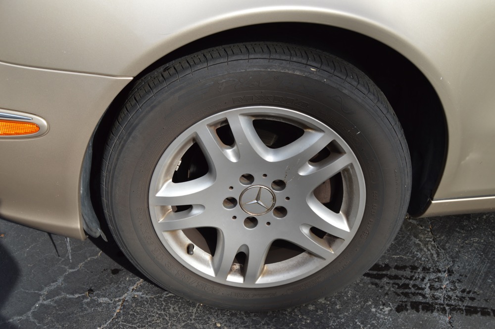 2003 Mercedes-Benz E320 4-Door Sedan