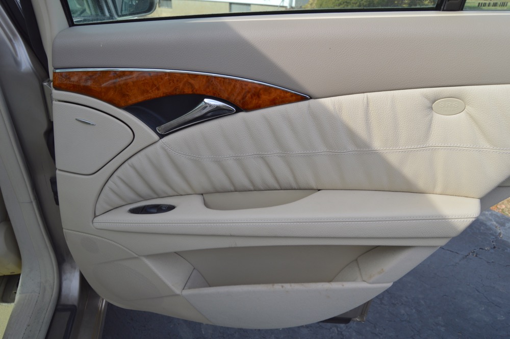 2003 Mercedes-Benz E320 4-Door Sedan