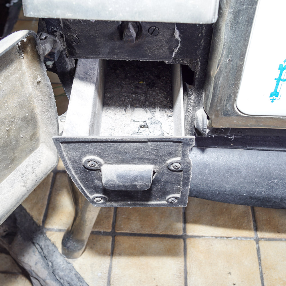 Vintage Pacific Princess Wood Burning Cook Stove