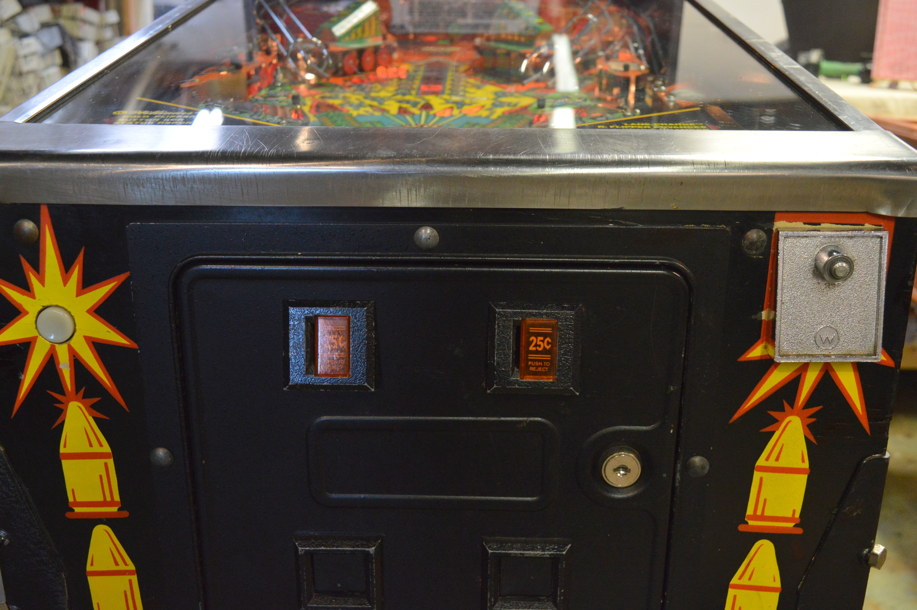 1987 Williams "Big Guns" Pinball Machine