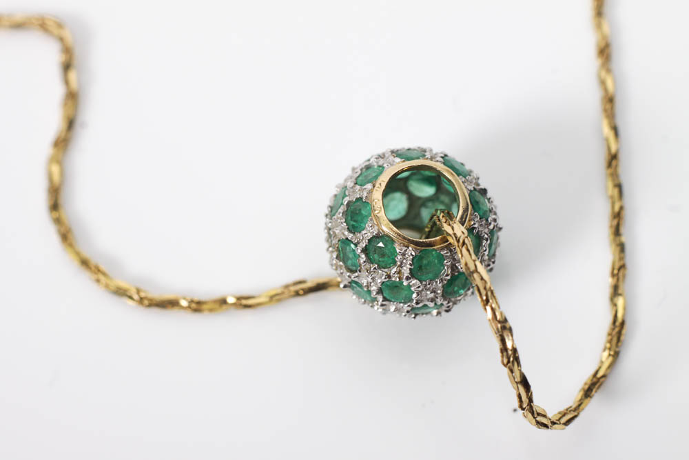 Gold and Emerald Neckace Pendant and Earring Set