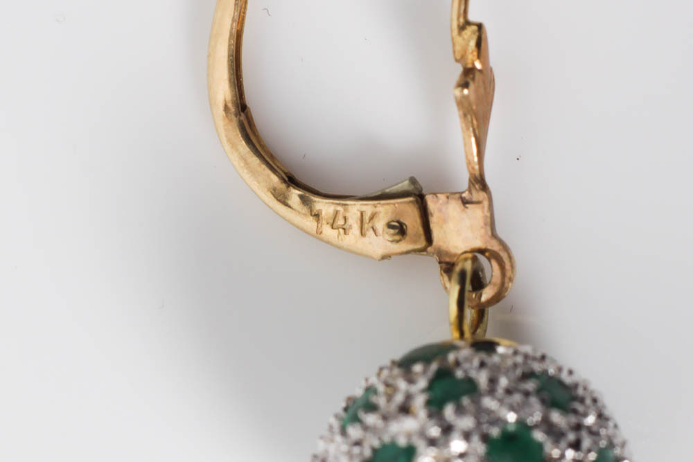 Gold and Emerald Neckace Pendant and Earring Set