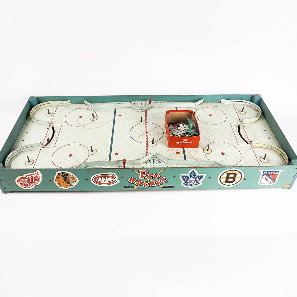 Vintage 1950's Eagle Pro Hockey Table Top Game