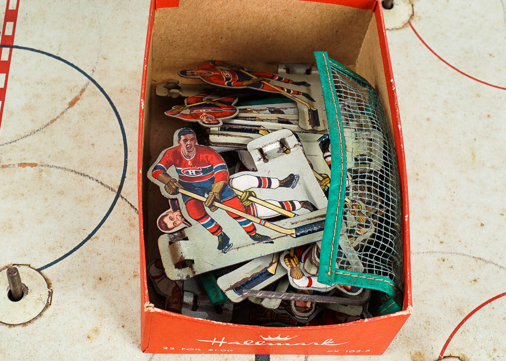 Vintage 1950's Eagle Pro Hockey Table Top Game