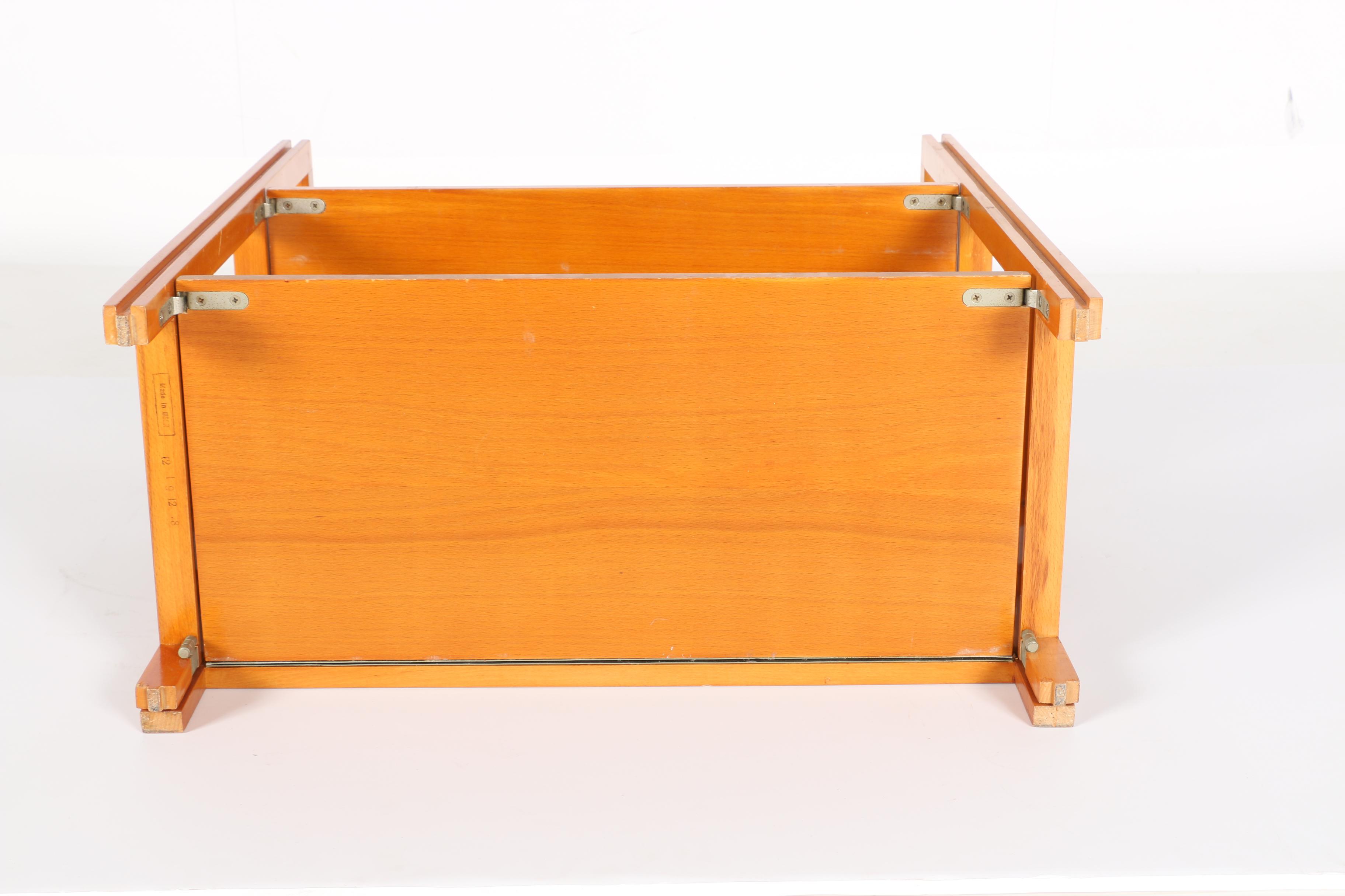 Collapsible Wooden Shelf