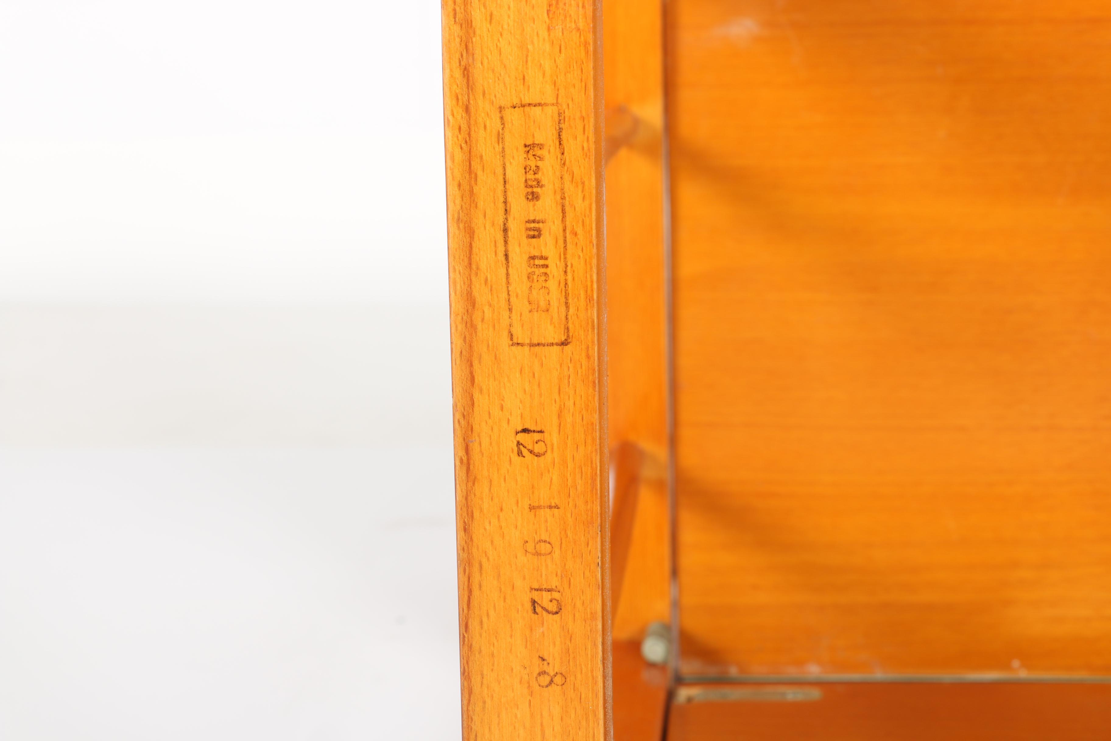 Collapsible Wooden Shelf