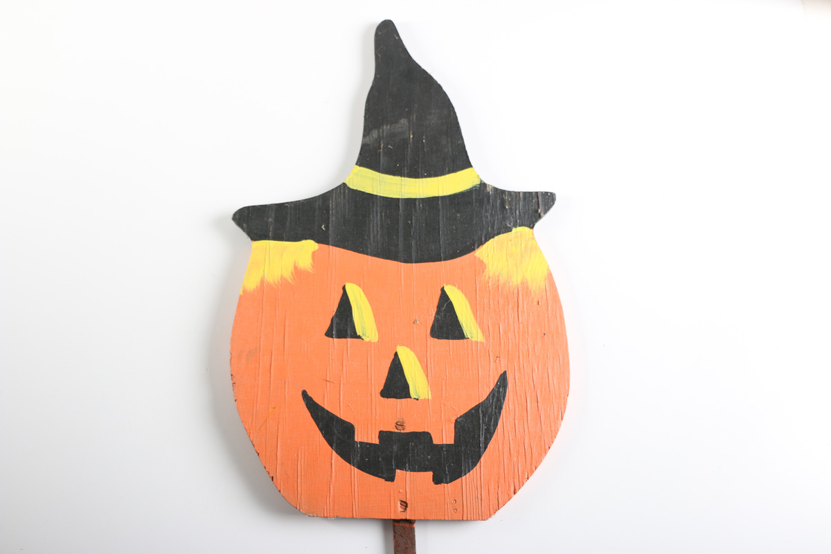 Pair of Halloween Garden Figurines