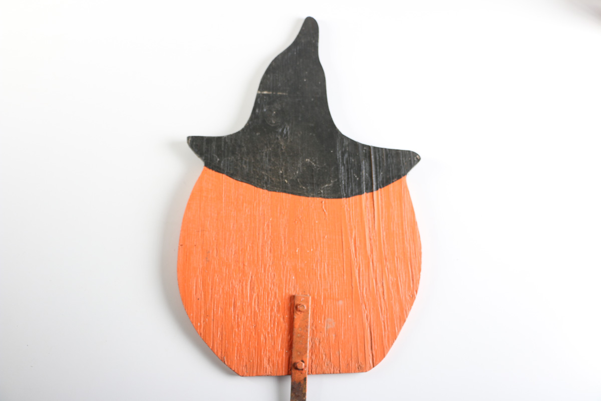 Pair of Halloween Garden Figurines