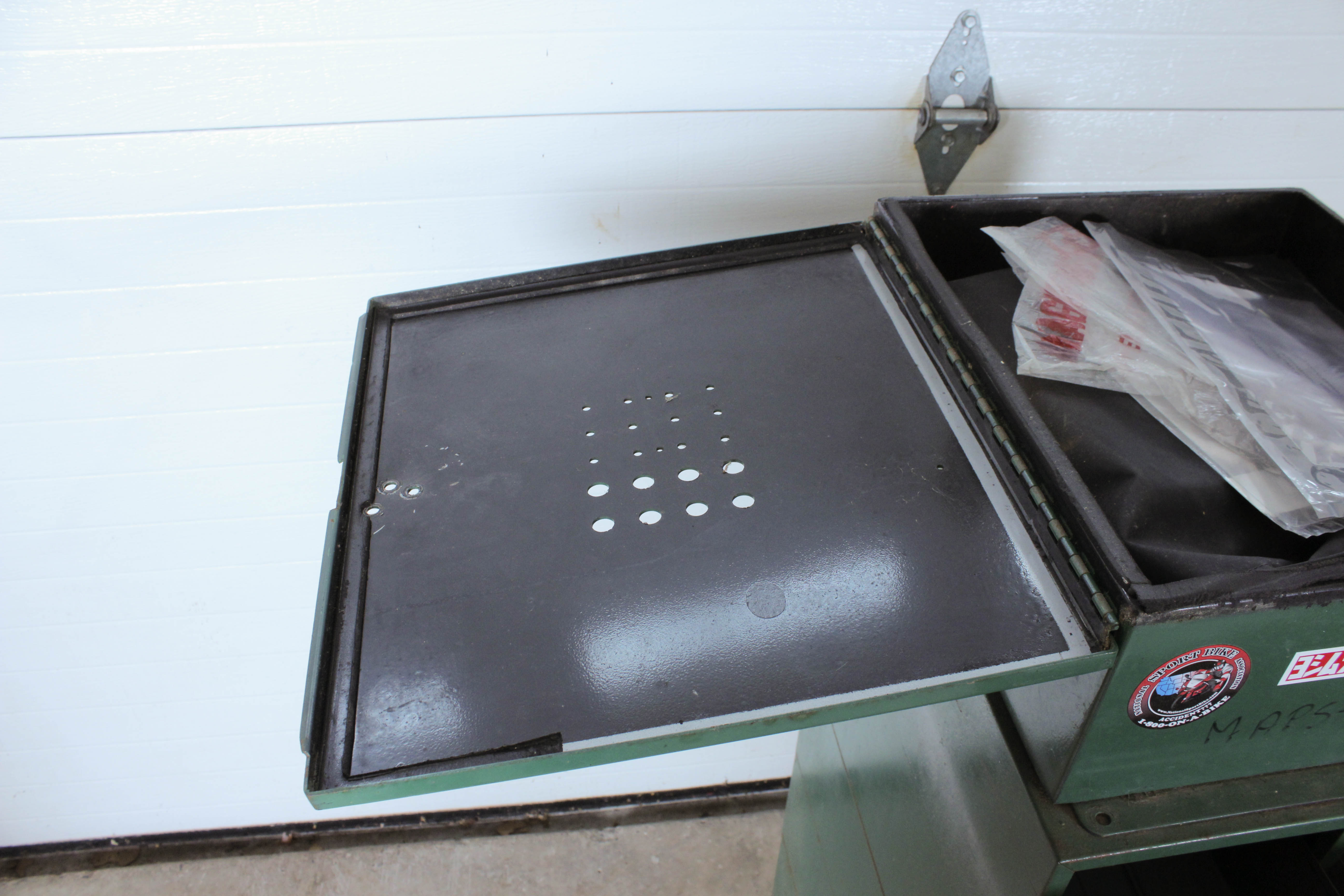 Metal Filing Cabinet