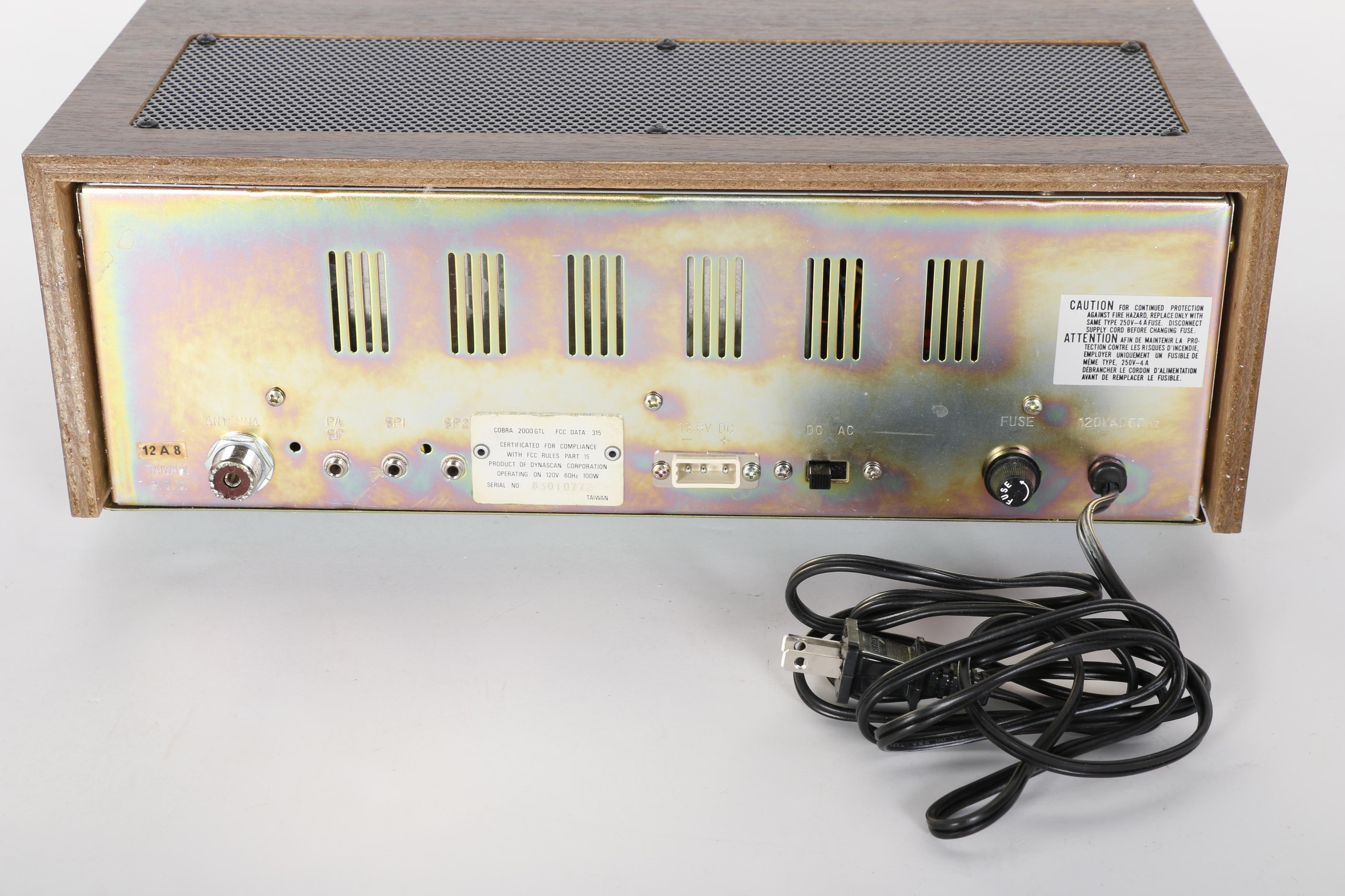 Cobra 49 Channel AM/SSb CB Radio and Microphone