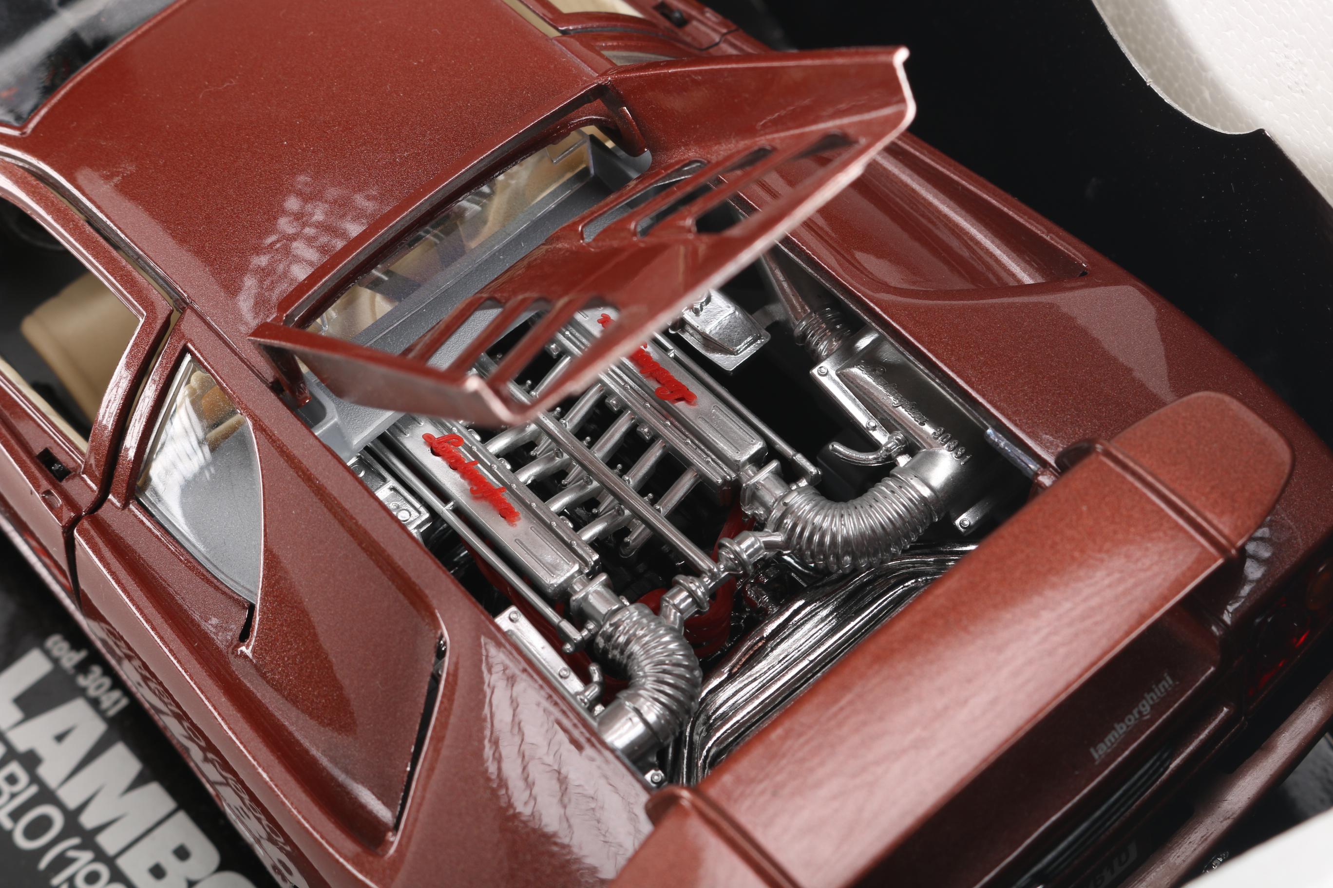 1:18 Scale Maisto and Burago Model Lambroghinis