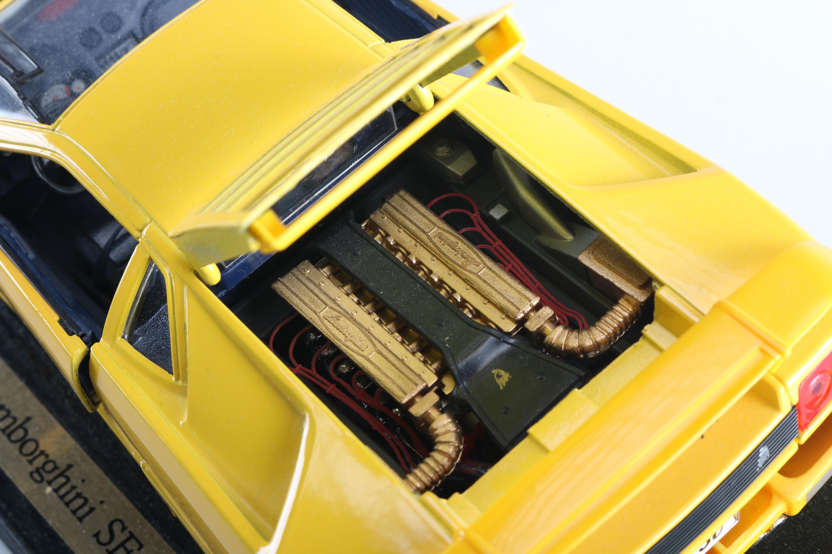 1:18 Scale Maisto and Burago Model Lambroghinis