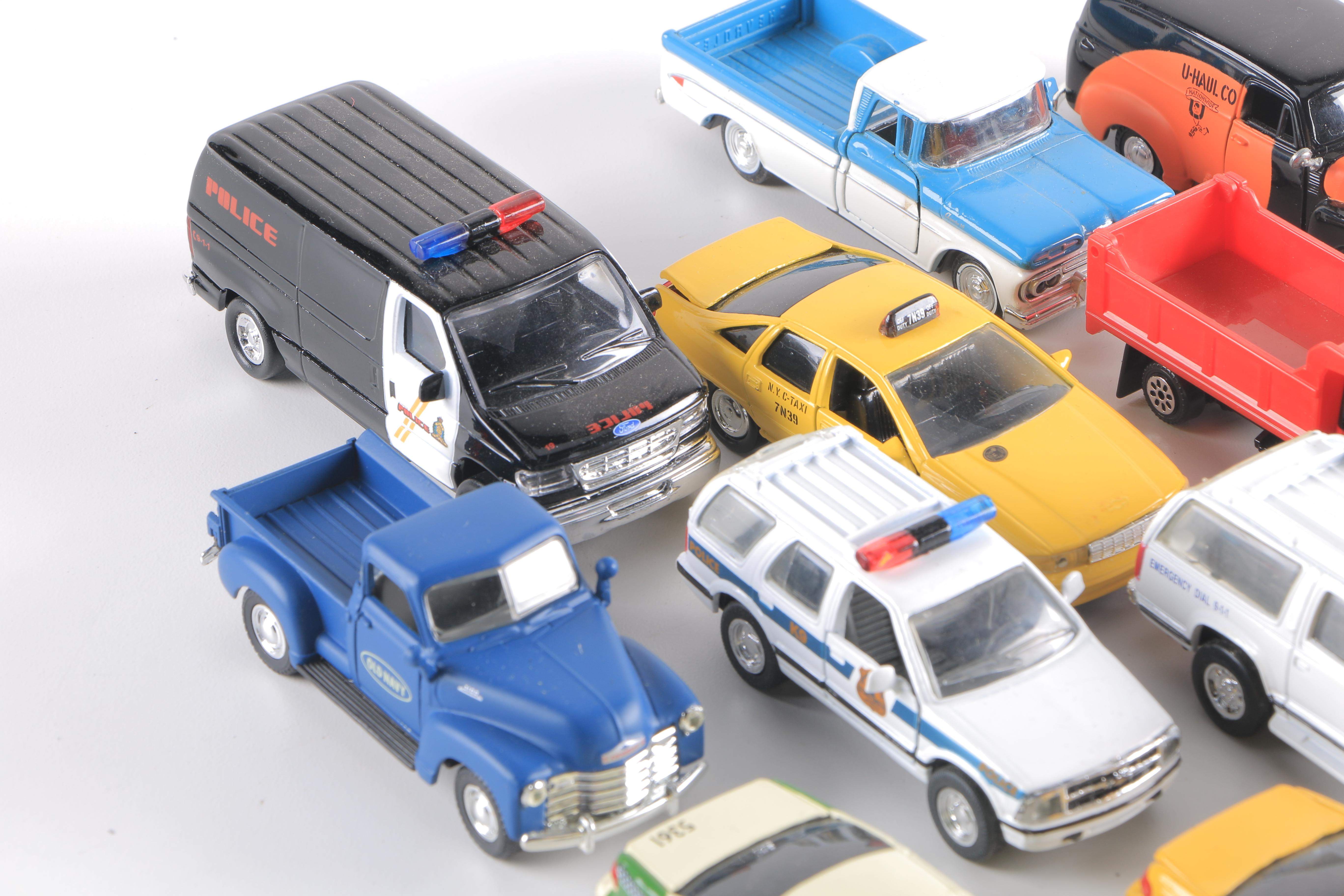 Road Champs 1:43 Scale Cars