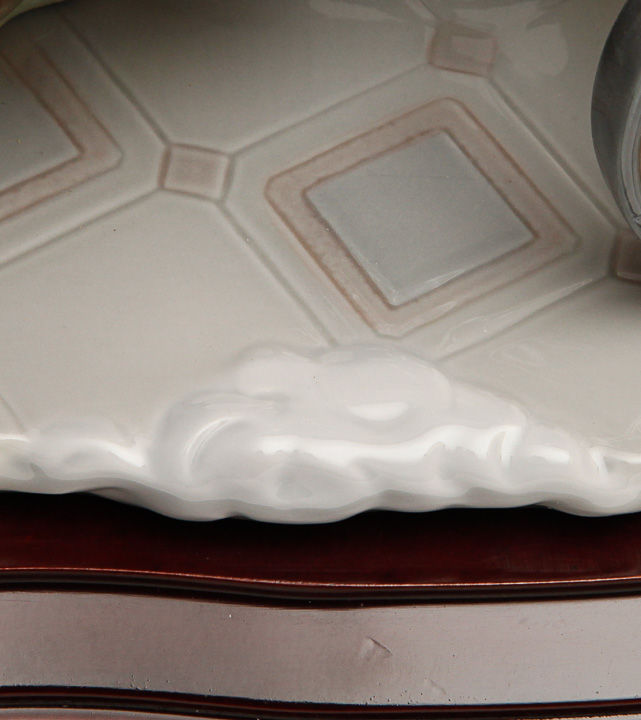 Large Limited Edition Lladró "At The Stroke of Midnight" Figurine