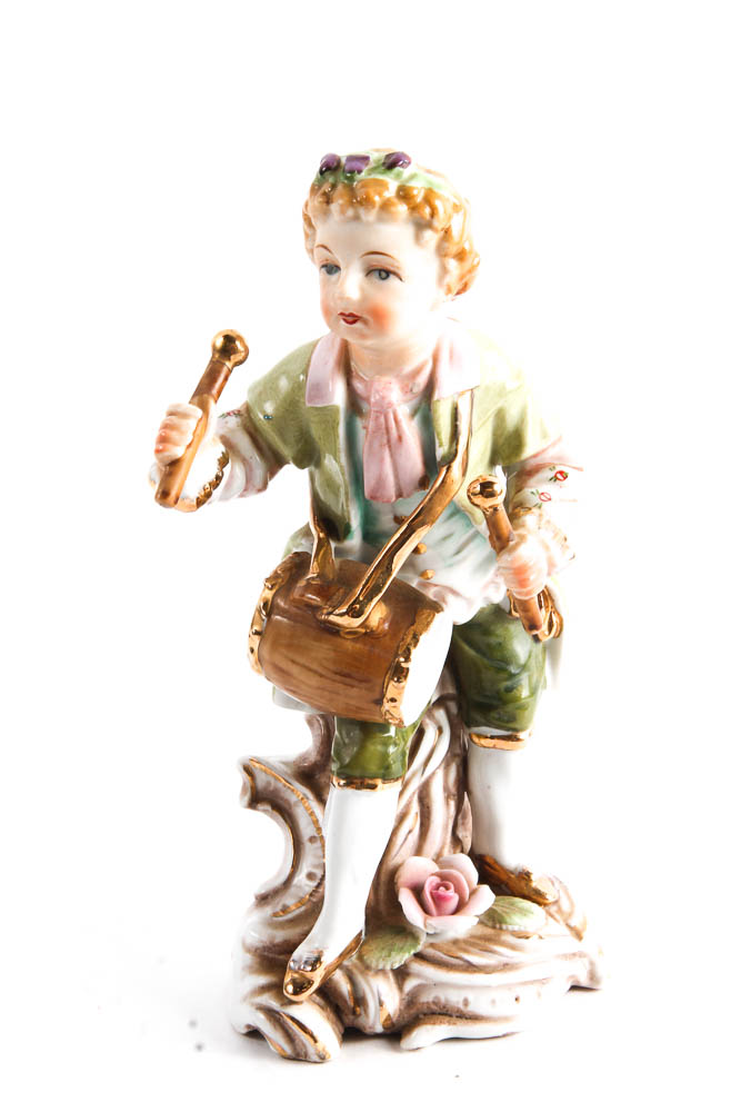 Pair of Music Player Figurines