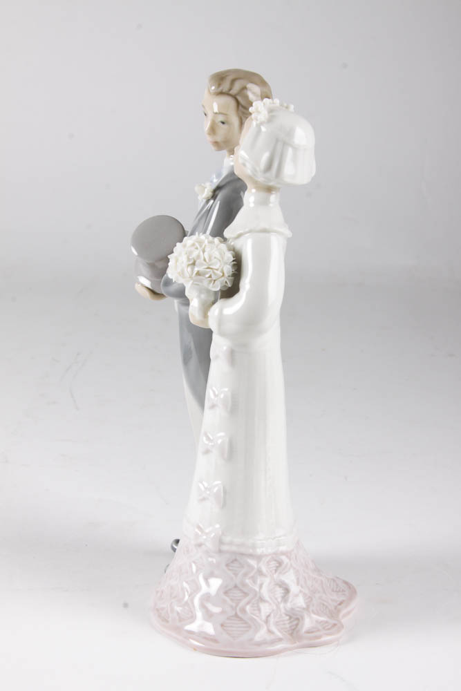 Lladró Wedding Couple Figurine