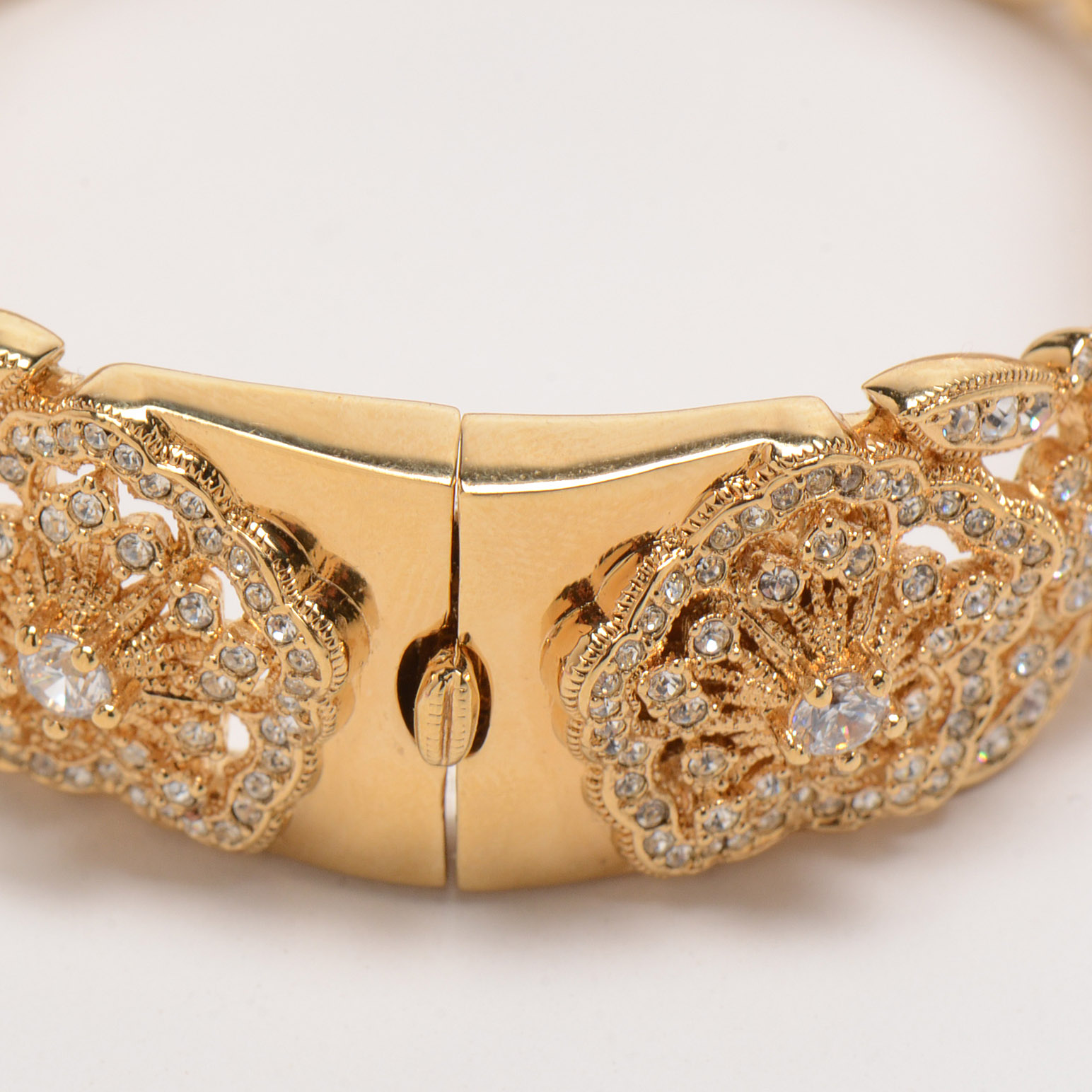 Gold Tone Metal and Rhinestone Hinged Bangle