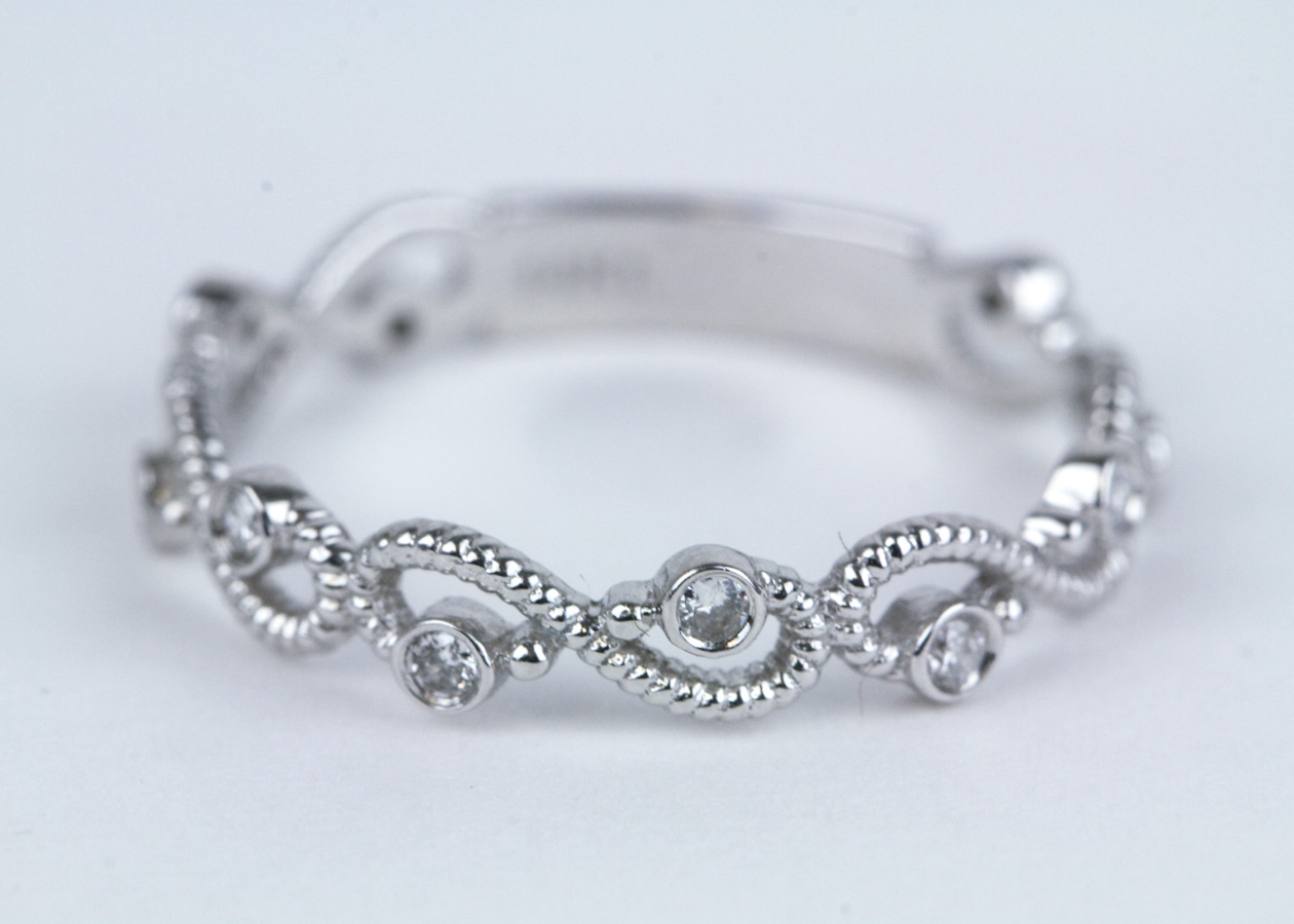14K White Gold and Diamond Infinity Ring